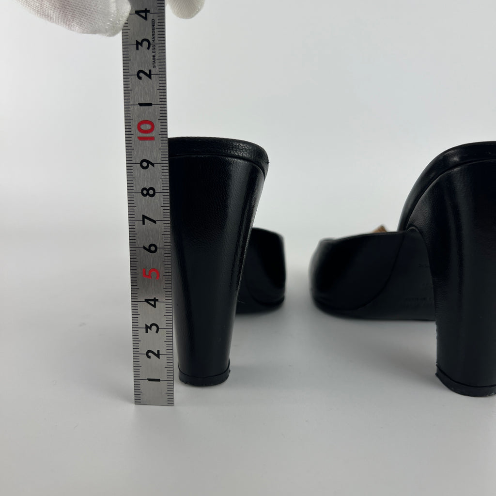 Miu Miu | Vintage 90s Black Leather Flower Applique Slide Mule (35)
