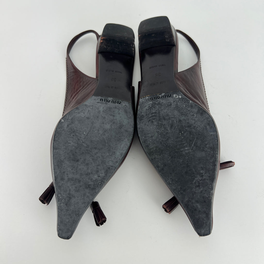 Miu Miu | Vintage Brown Leather Floral Insole Bow Kitten Heel Pointed Slingback (35)