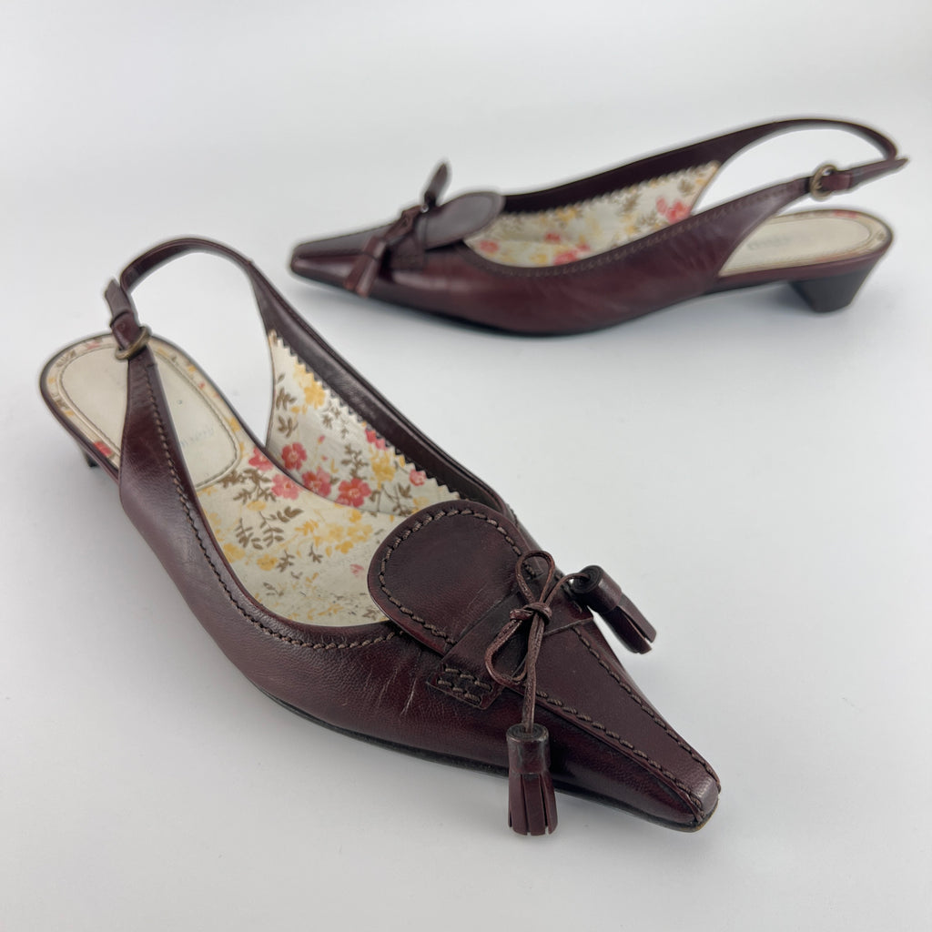 Miu Miu | Vintage Brown Leather Floral Insole Bow Kitten Heel Pointed Slingback (35)