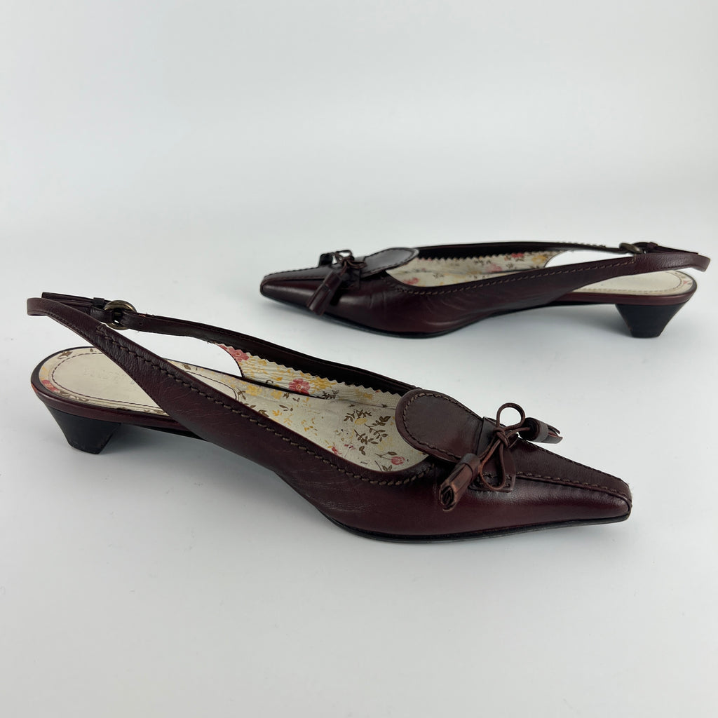 Miu Miu | Vintage Brown Leather Floral Insole Bow Kitten Heel Pointed Slingback (35)