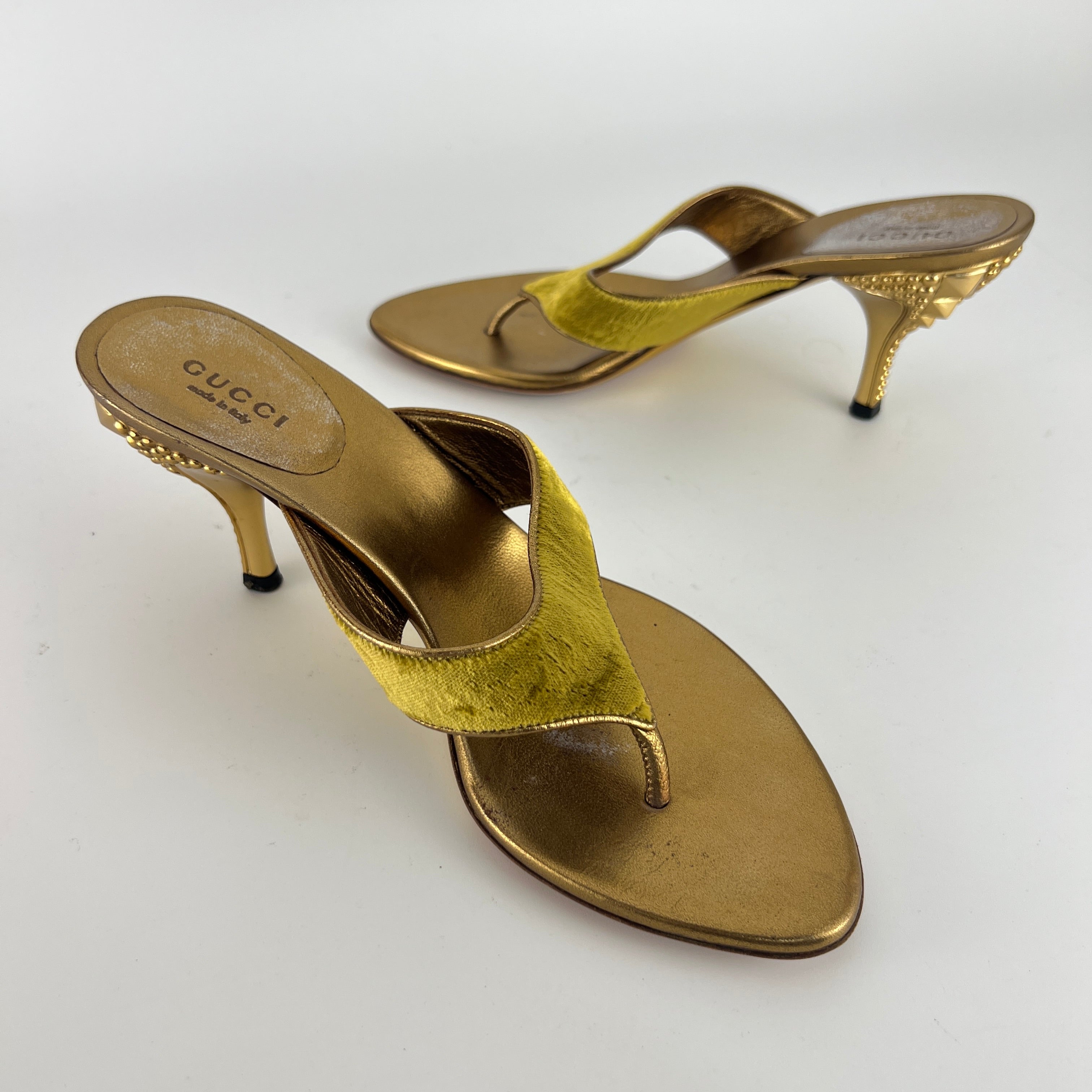 Gucci | Tom Ford Era Vintage Gold Velvet Studded Thong Heels (36C)