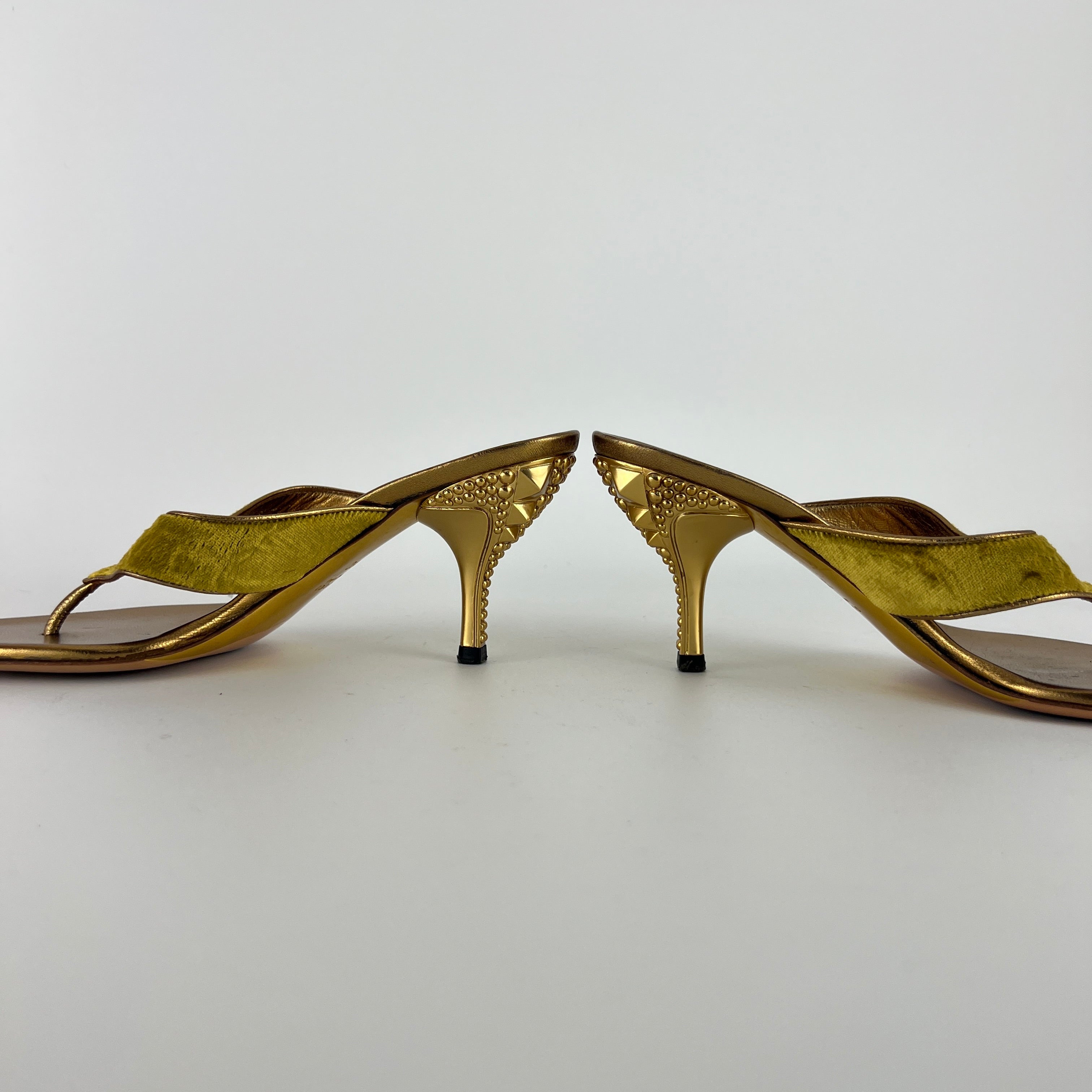 Gucci | Tom Ford Era Vintage Gold Velvet Studded Thong Heels (36C)