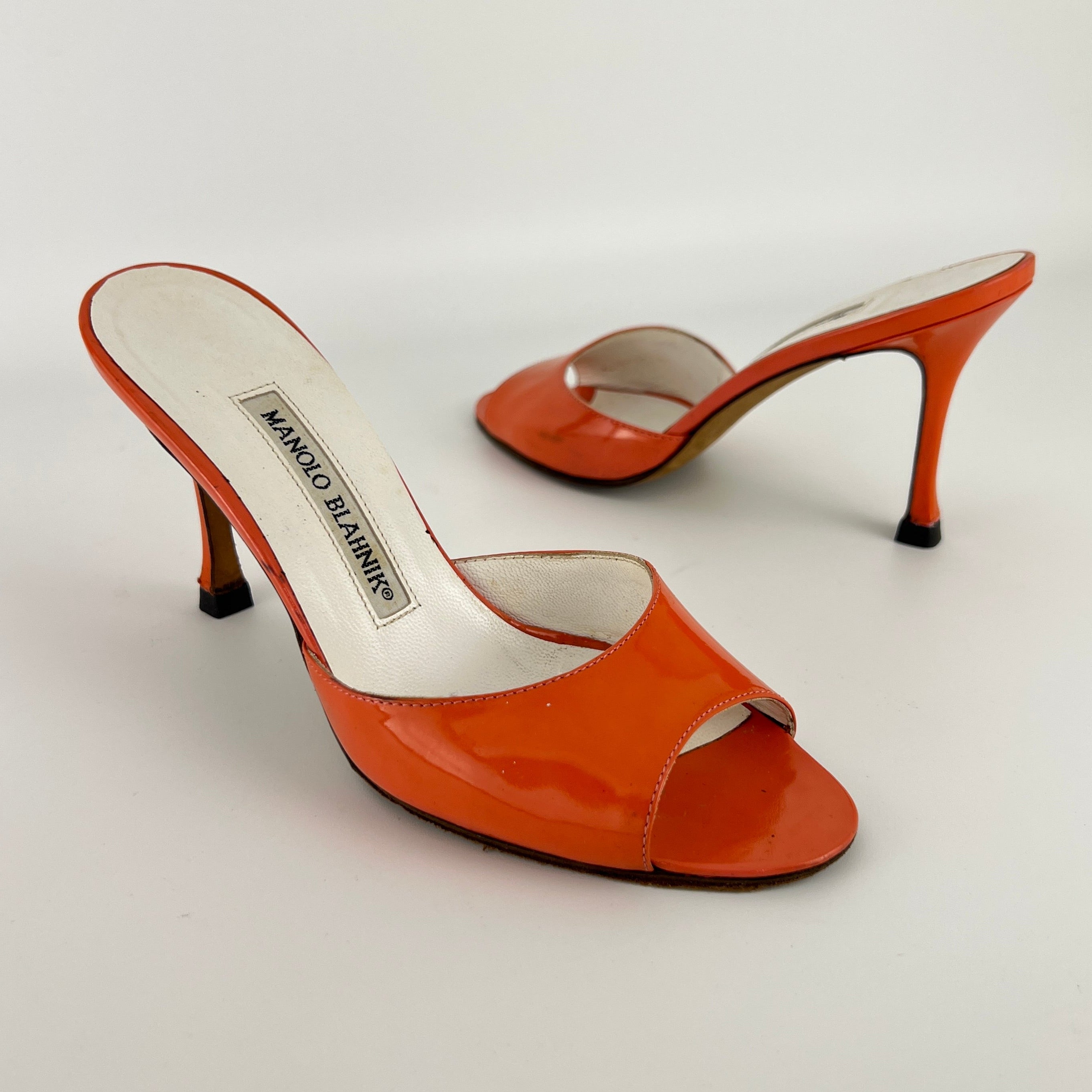 Manolo Blahnik | Jada Orange Patent Leather Slide Sandal Mules (35.5)