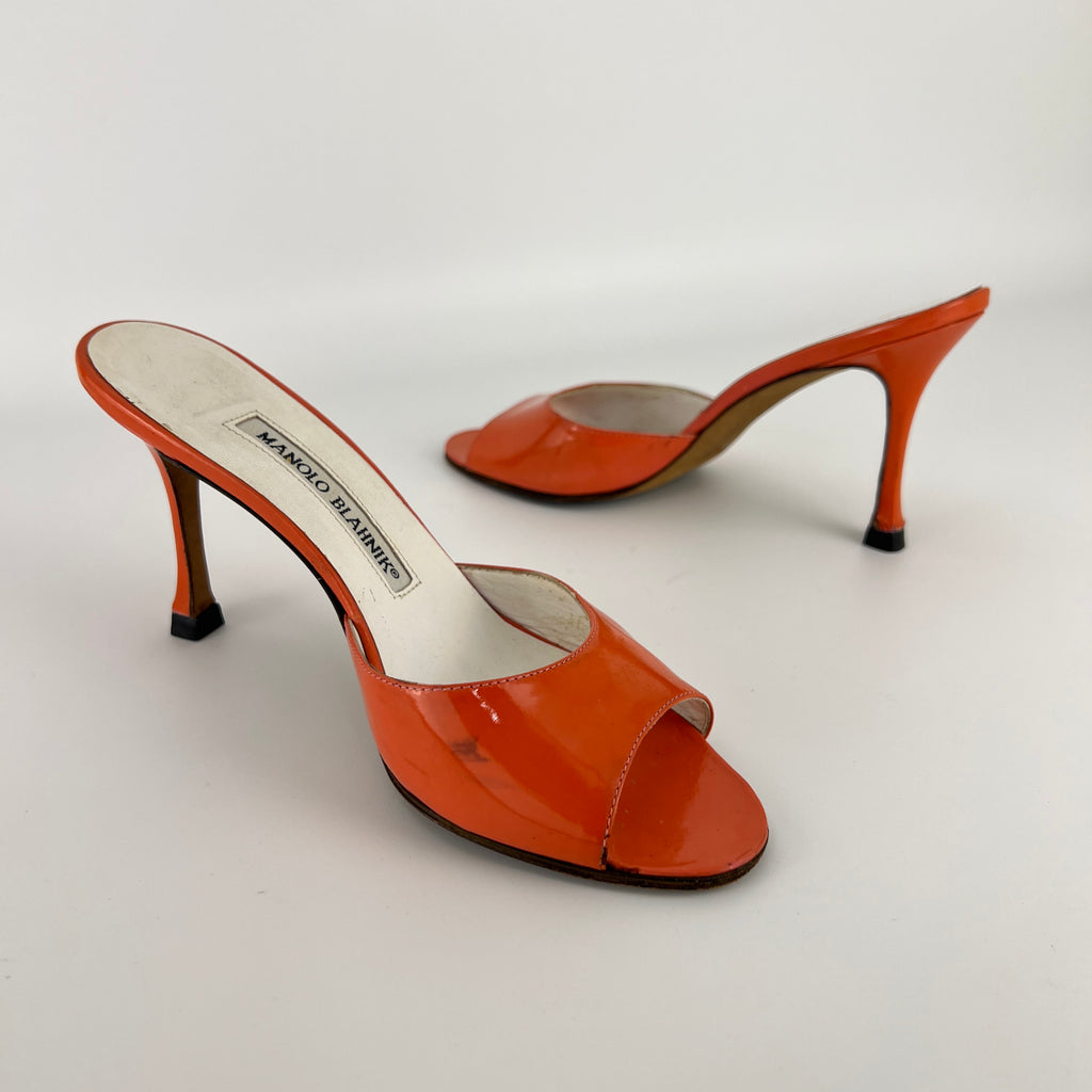 Manolo Blahnik | Jada Orange Patent Leather Slide Sandal Mules (35.5)