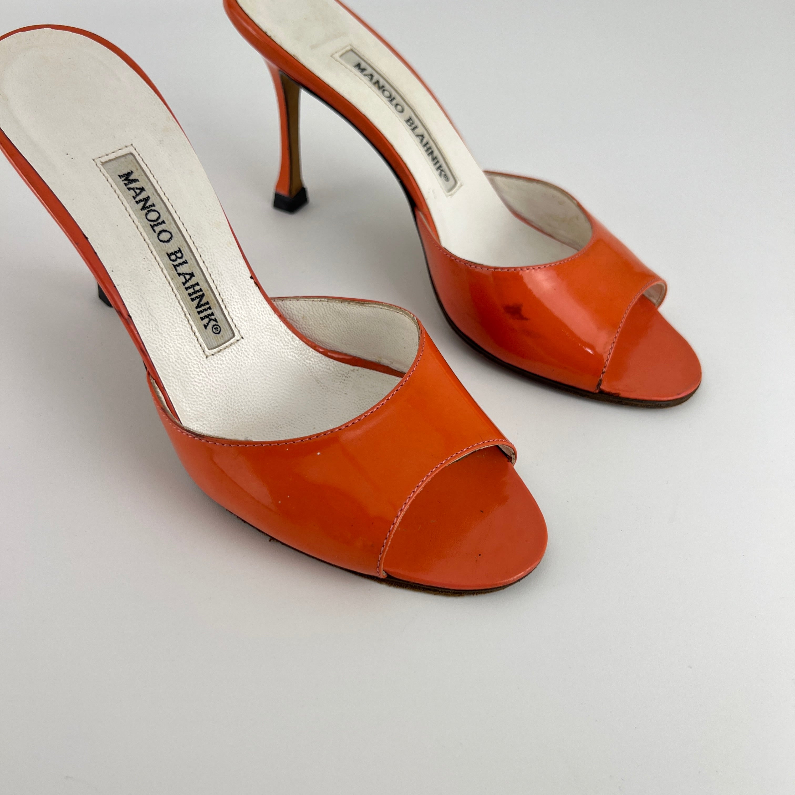 Manolo Blahnik | Jada Orange Patent Leather Slide Sandal Mules (35.5)