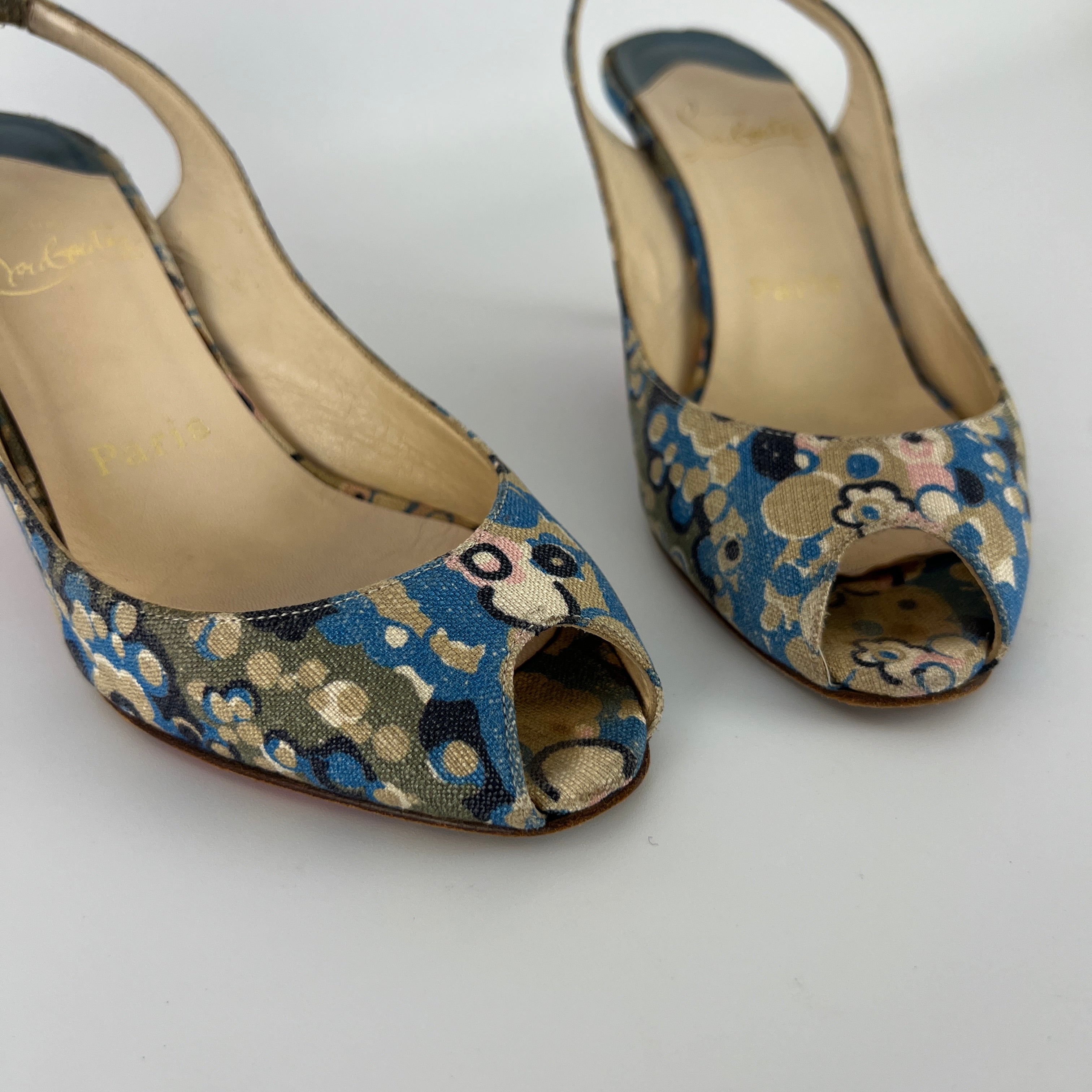 Louboutin | Materna Blue Floral Fabric Peep Toe Slingback Leather Pumps Rare (37)