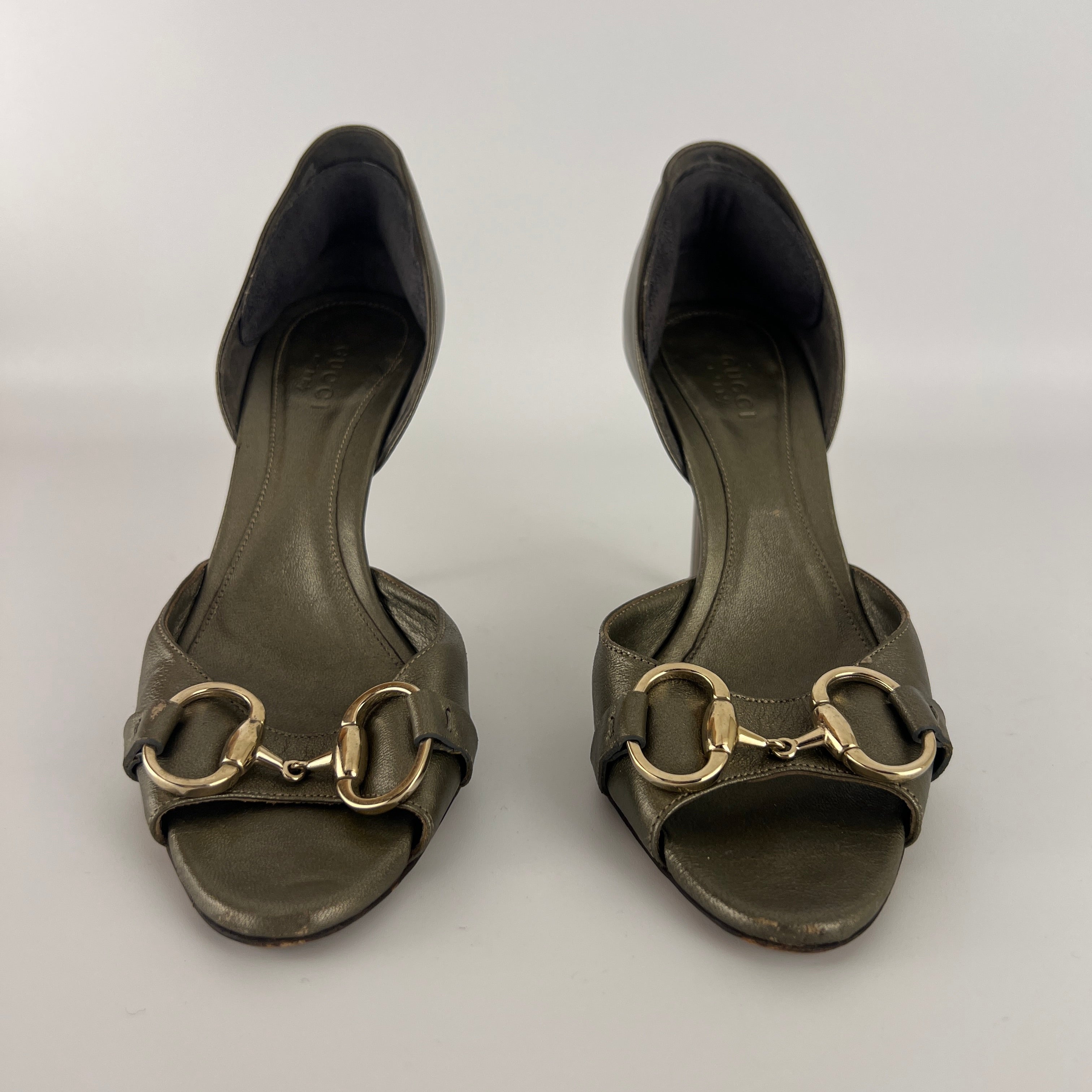 Gucci | Khaki Green Leather Silver Horse Bit D'Orsay Stiletto Pumps (35)