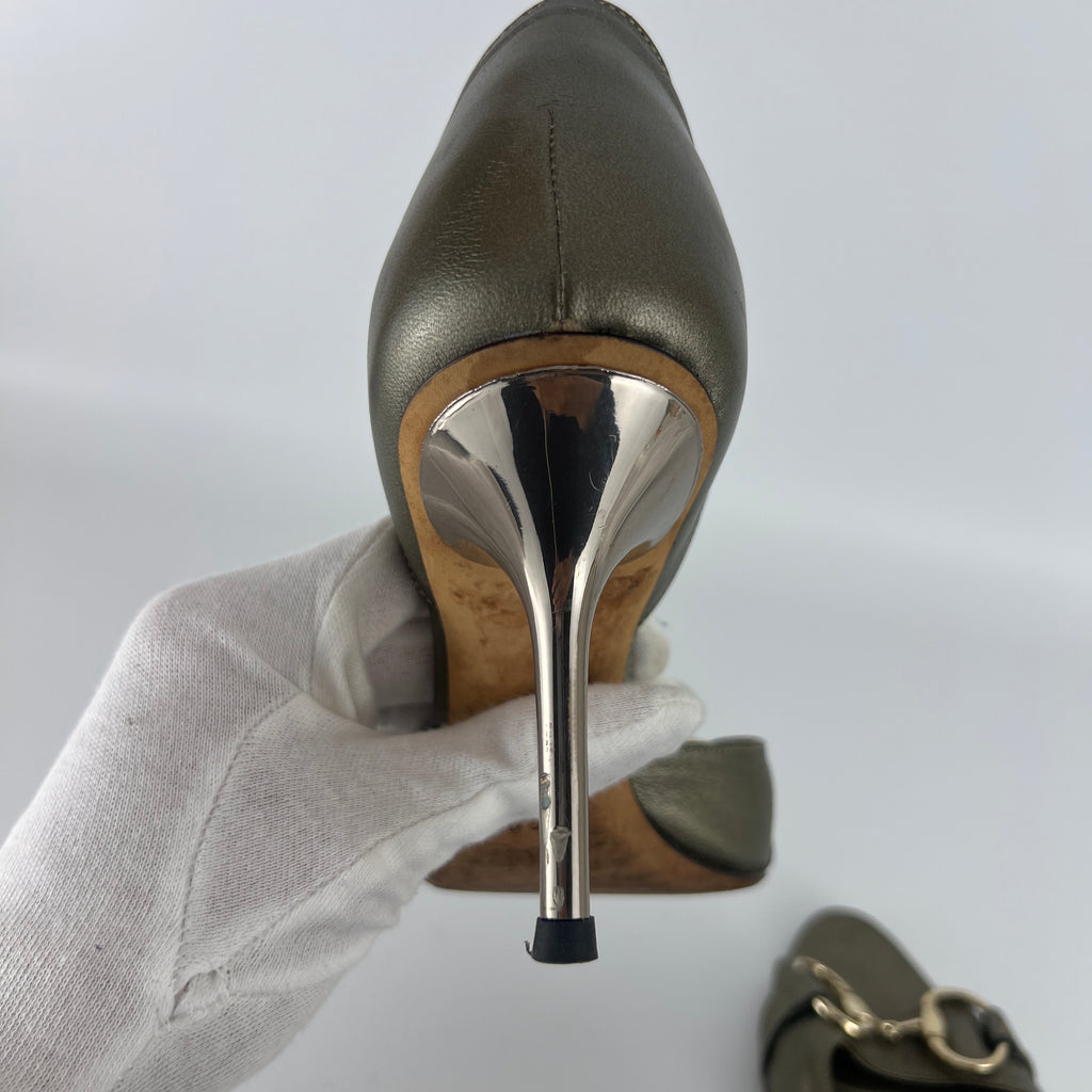 Gucci | Khaki Green Leather Silver Horse Bit D'Orsay Stiletto Pumps (35)