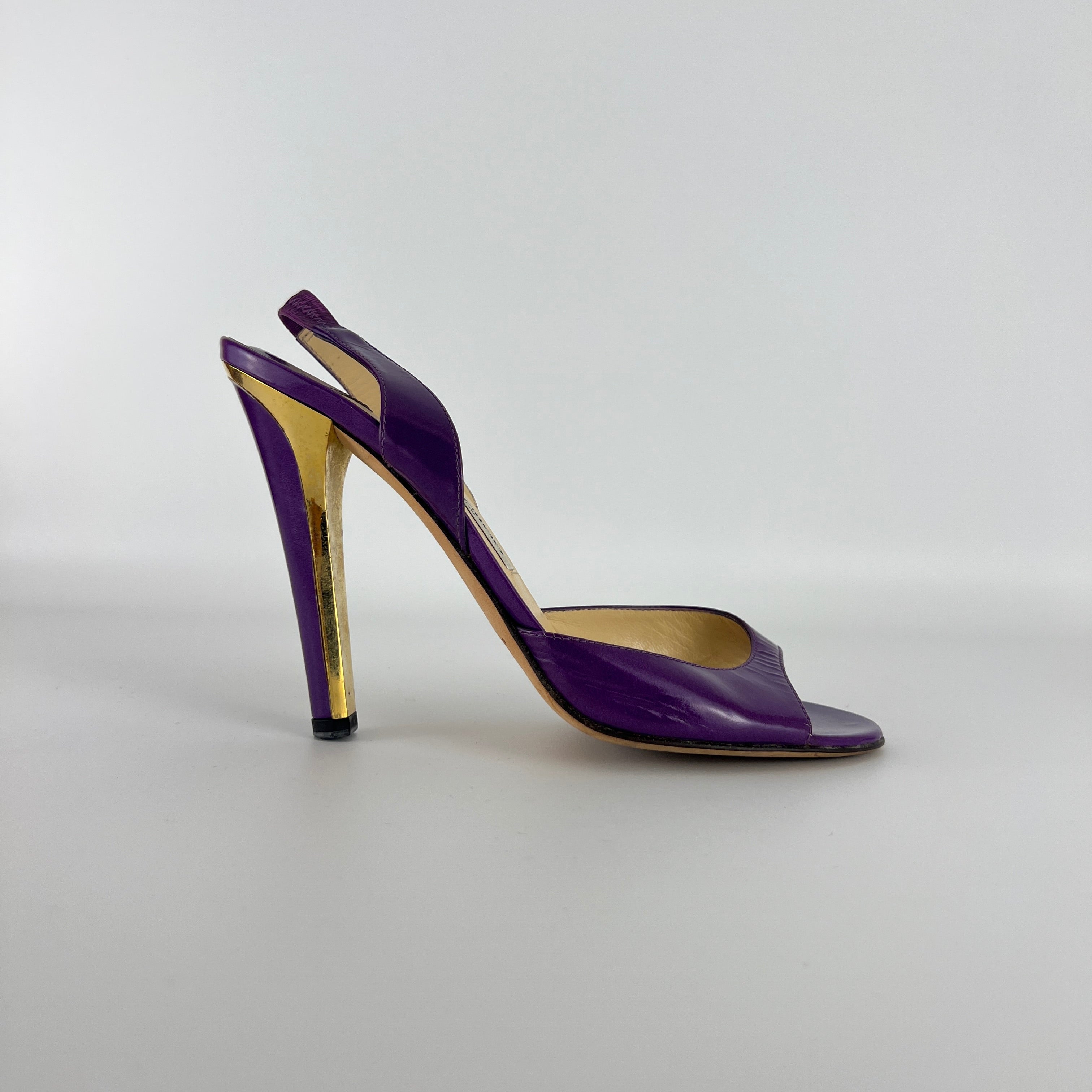 Jimmy Choo | Kennedy Purple Patent Leather Slingback Gold Heel (38.5)