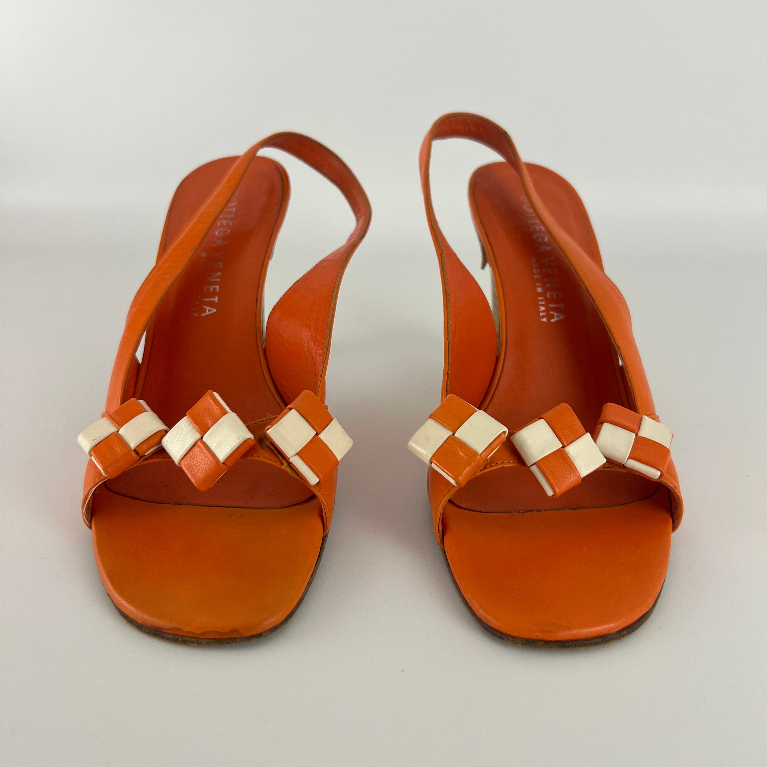 Bottega Veneta | Vintage Intrecciato Orange White Leather Slingback Sandals (35.5)