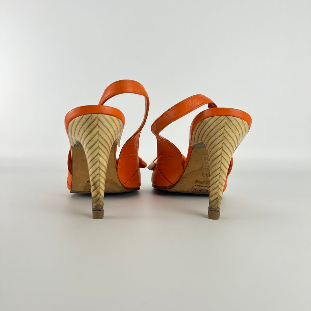 Bottega Veneta | Vintage Intrecciato Orange White Leather Slingback Sandals (35.5)
