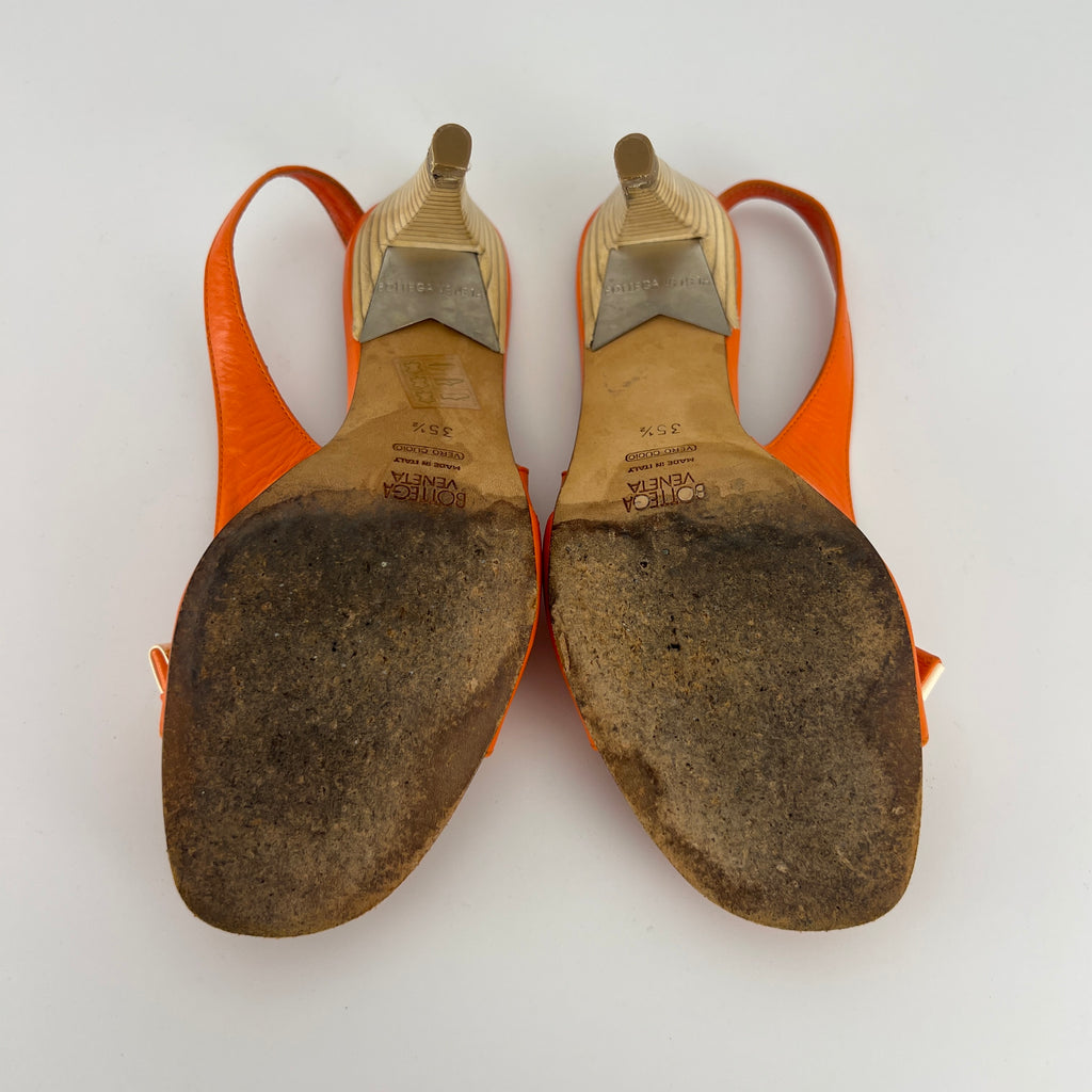 Bottega Veneta | Vintage Intrecciato Orange White Leather Slingback Sandals (35.5)