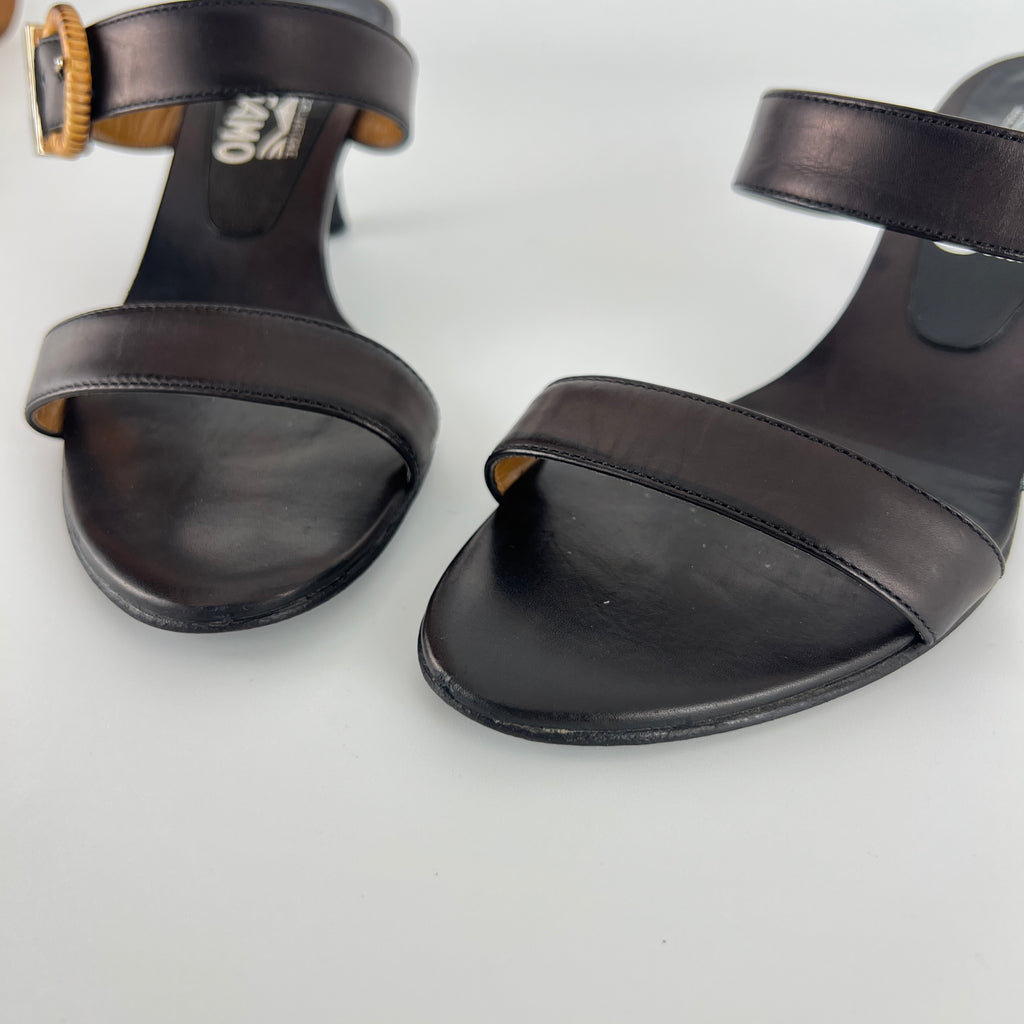 Ferragamo | Acklin Black Leather Wood Logo Buckle Sandal Slide Heels (35.5)