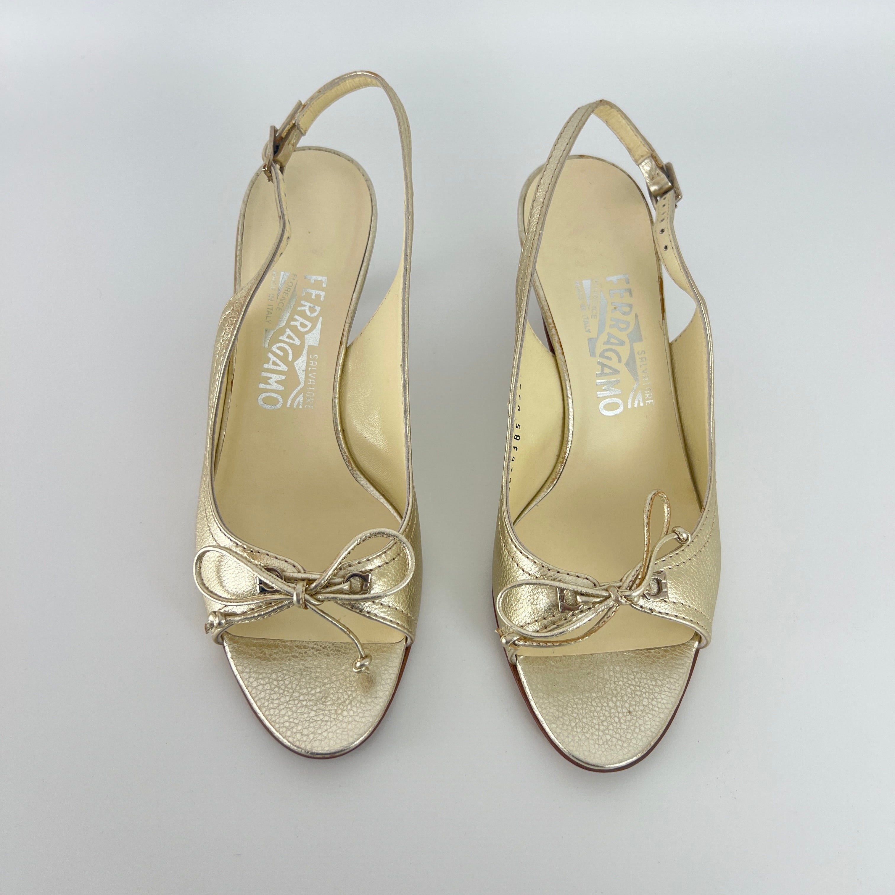 Ferragamo | Metallic Gold Leather Bow Peep Toe Slingback Kitten Heels (5.5 / 35.5)