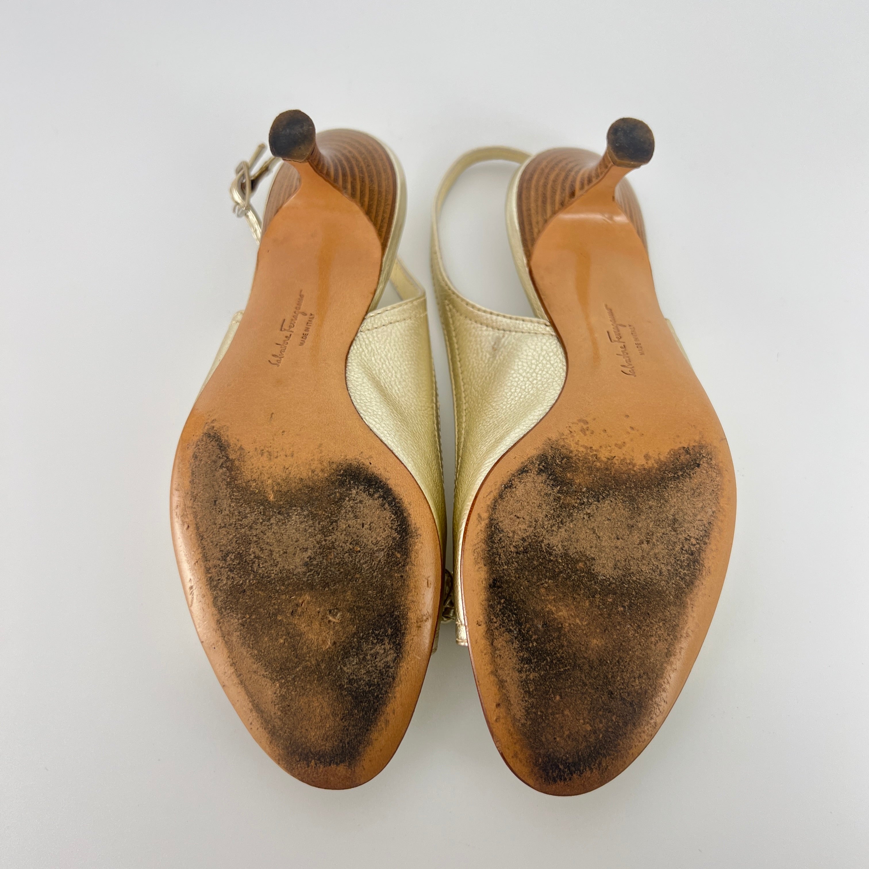Ferragamo | Metallic Gold Leather Bow Peep Toe Slingback Kitten Heels (5.5 / 35.5)