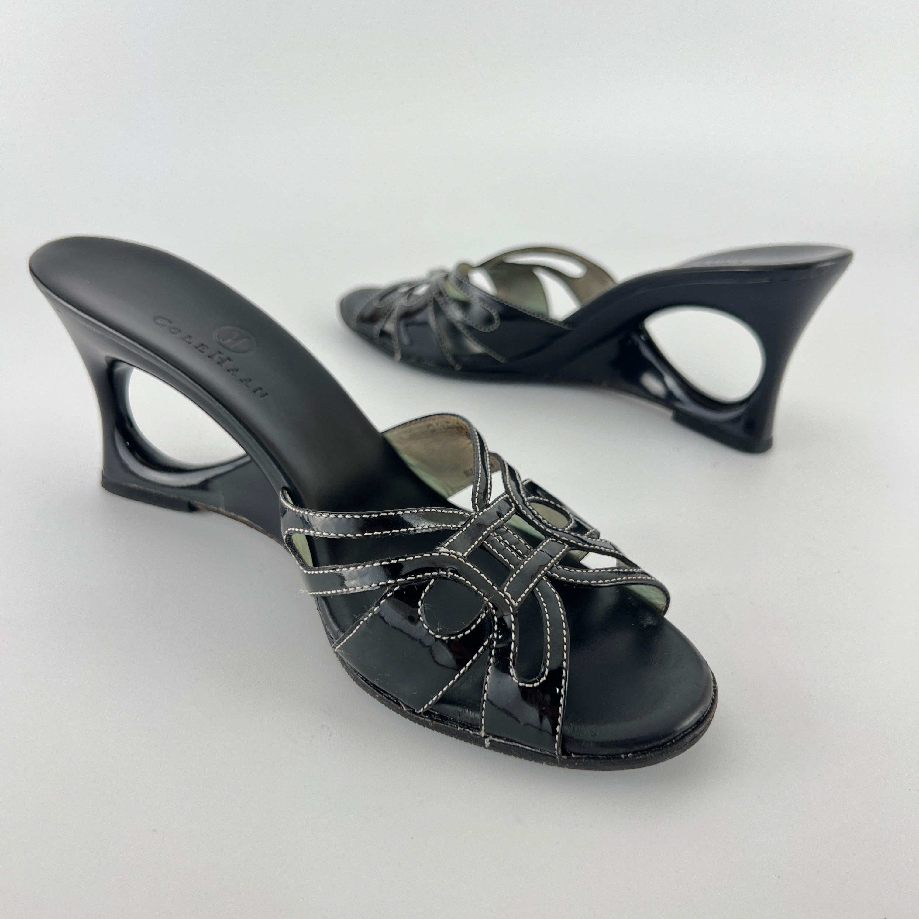 Cole Haan | Black Patent Leather Sculptural Wedge Slide Heel (6 , 36)