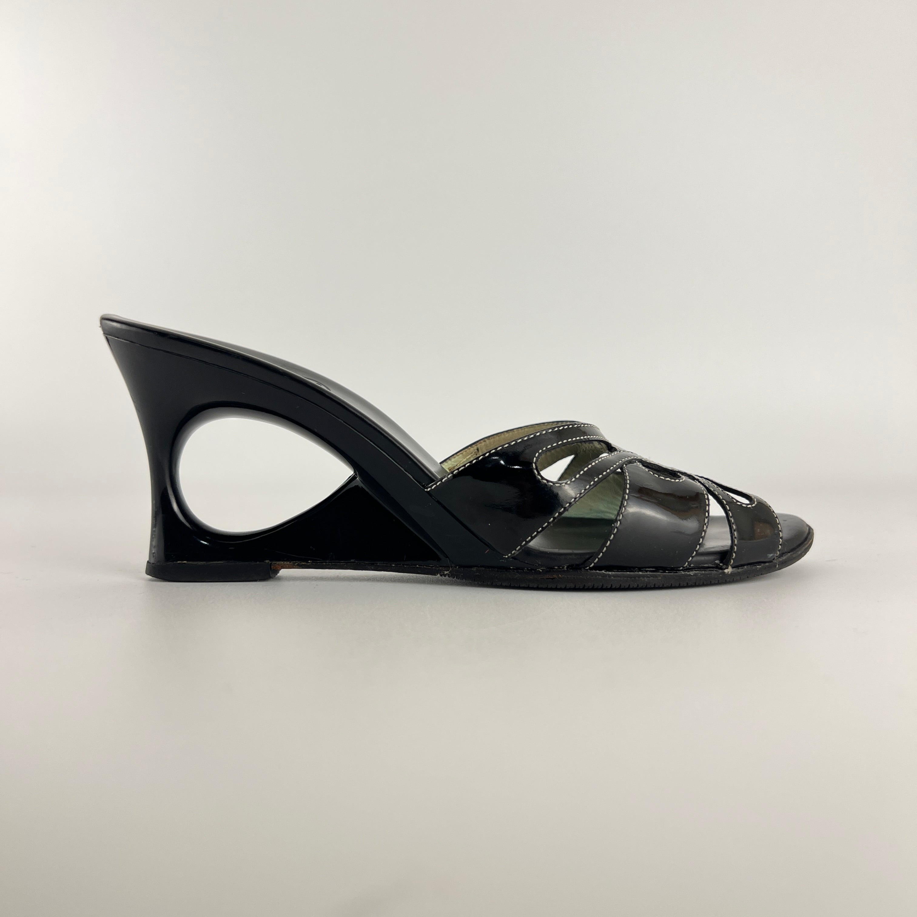 Cole Haan | Black Patent Leather Sculptural Wedge Slide Heel (6 , 36)