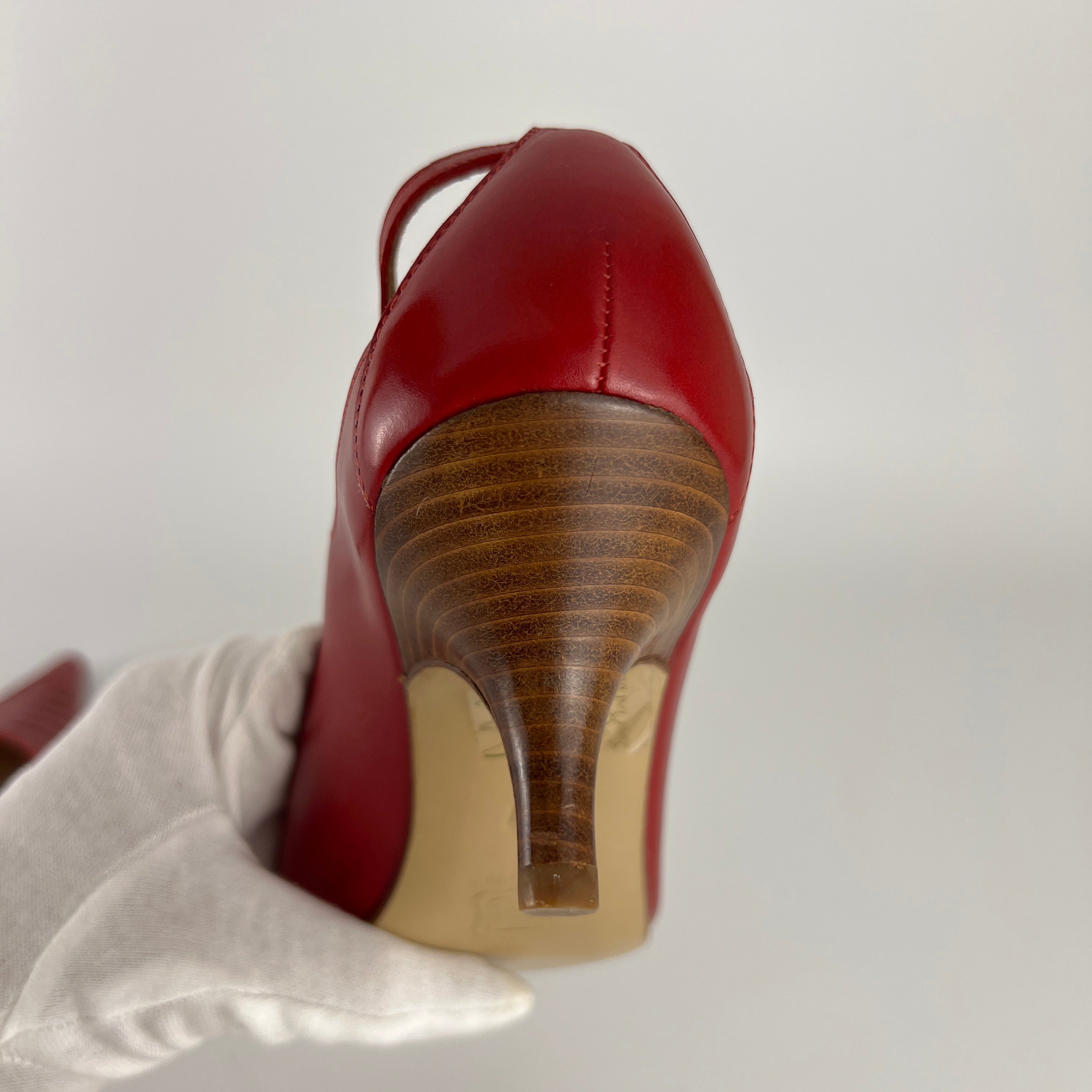 Max Mara | Red Leather Cut-Out Pointed Toe Kitten Heel Pumps (37)
