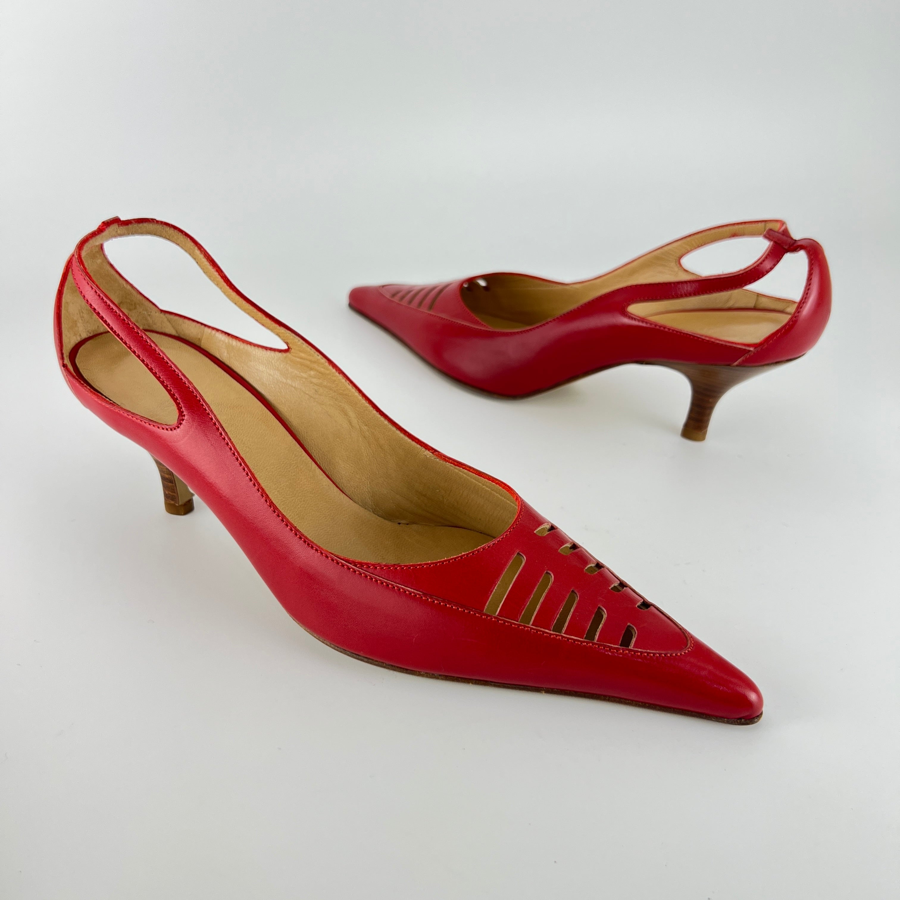 Max Mara | Red Leather Cut-Out Pointed Toe Kitten Heel Pumps (37)