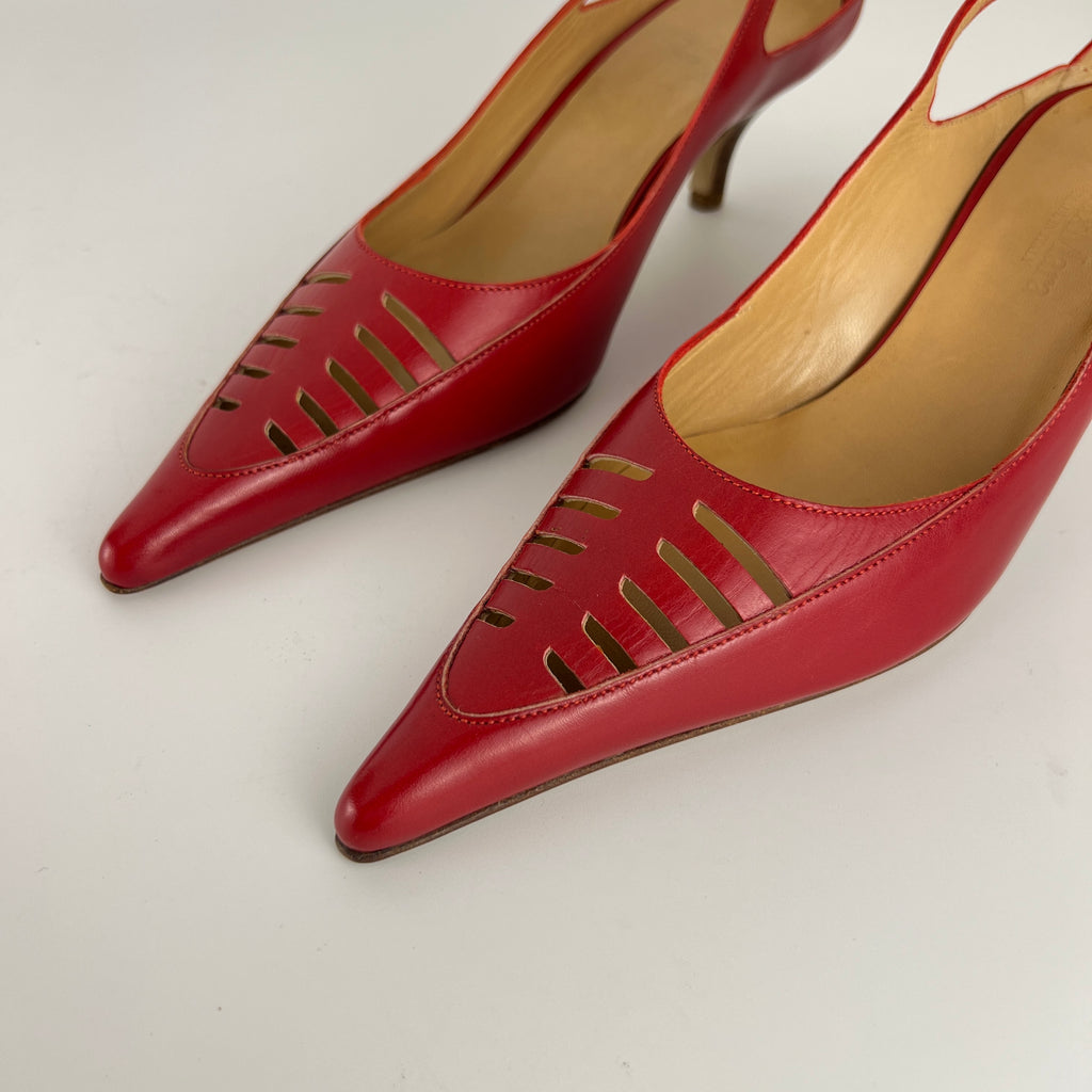Max Mara | Red Leather Cut-Out Pointed Toe Kitten Heel Pumps (37)