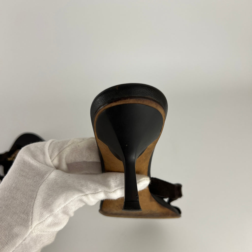 Gucci | Vintage Tom Ford Era GG Monogram Thong Strappy Sandal Heels (38)