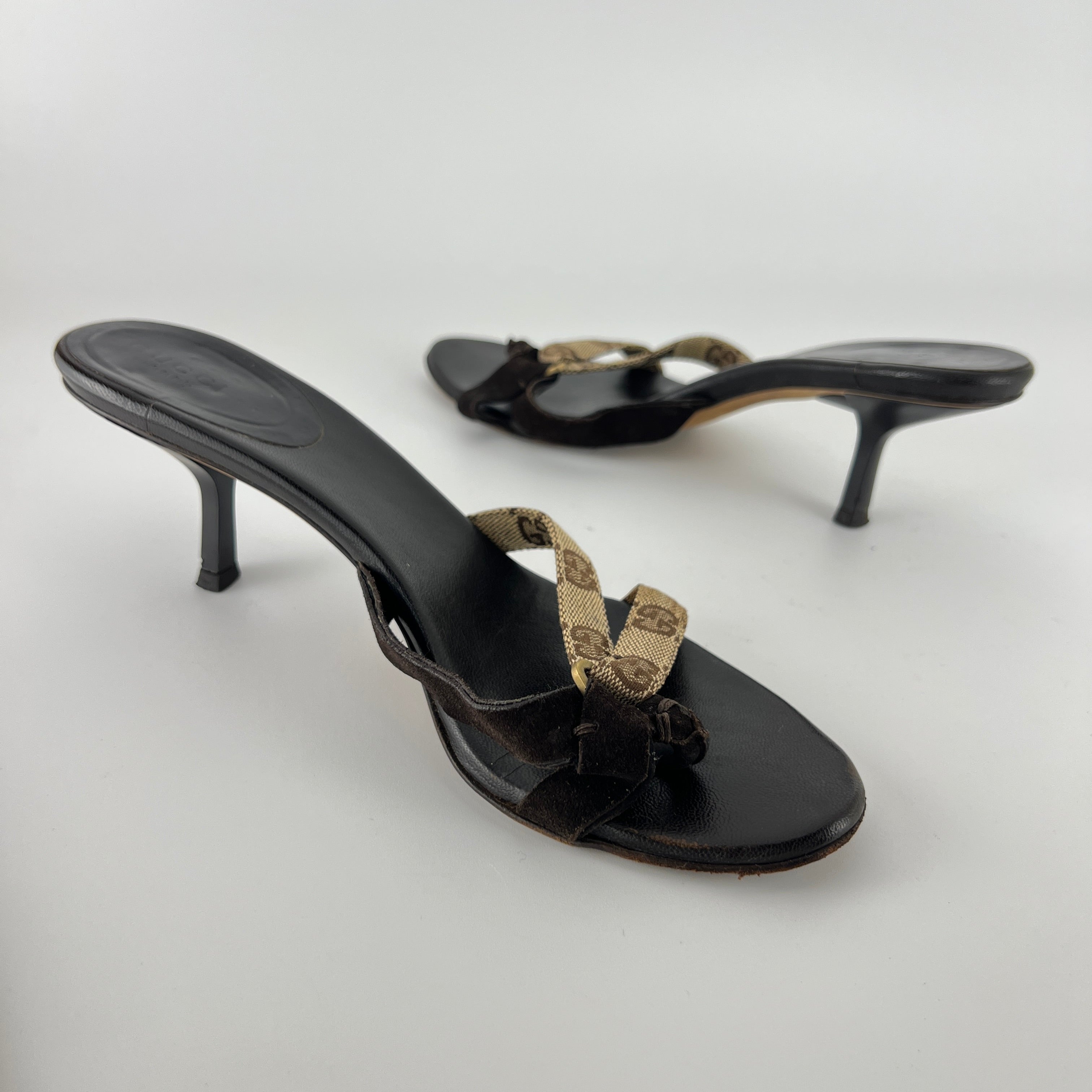 Gucci | Vintage Tom Ford Era GG Monogram Thong Strappy Sandal Heels (38)