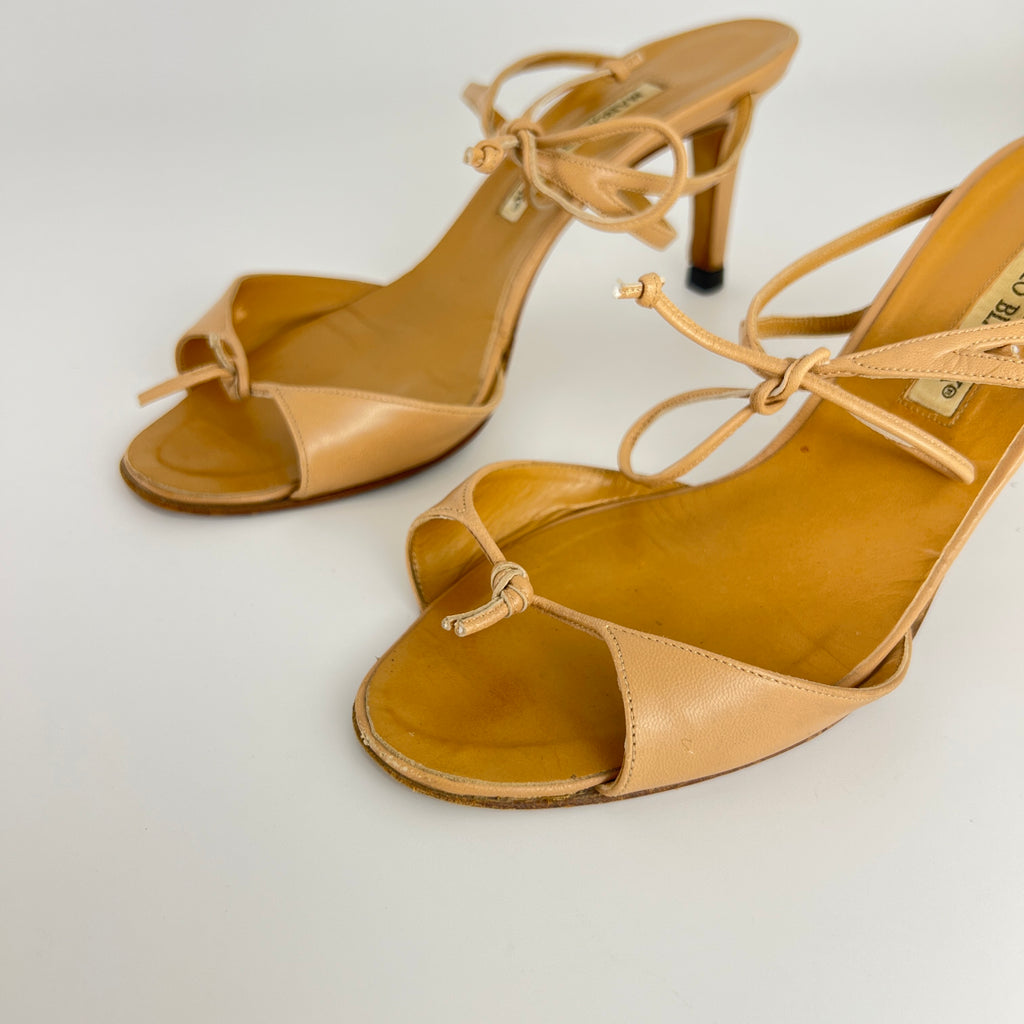 Manolo Blahnik | Vintage Nude Leather Strappy Ribbon Bow Sandal Heels (38)