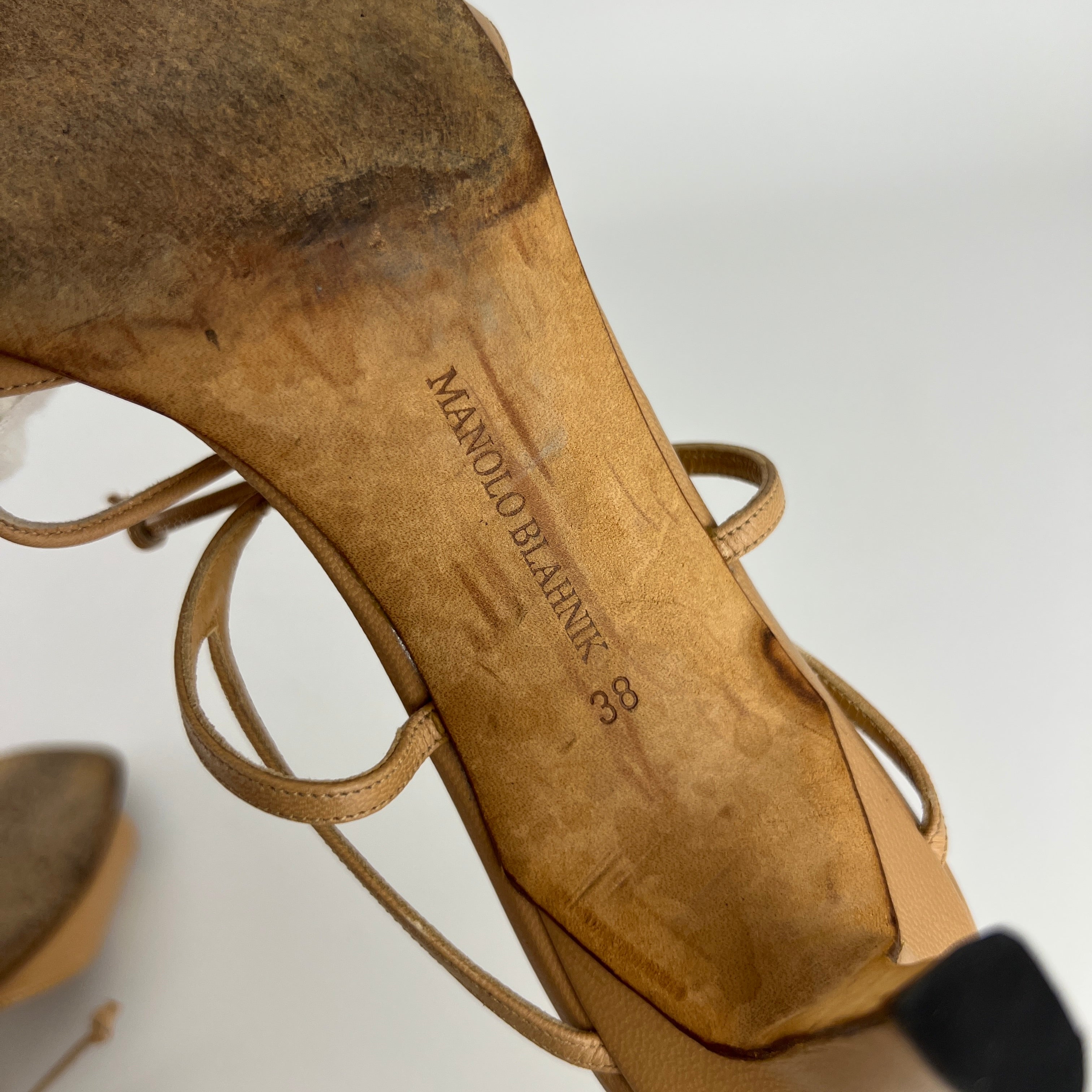 Manolo Blahnik | Vintage Nude Leather Strappy Ribbon Bow Sandal Heels (38)