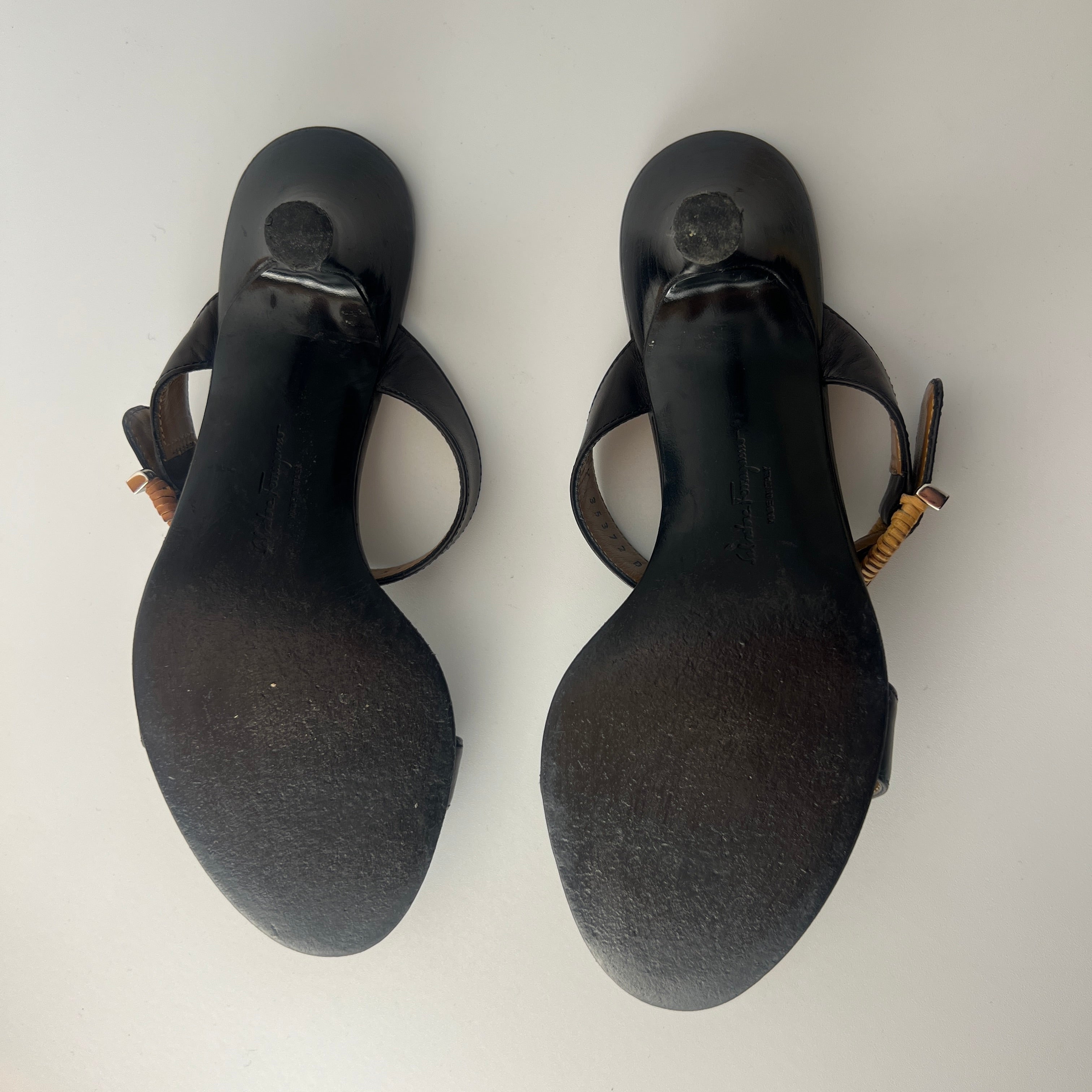 Ferragamo | Acklin Black Leather Wood Logo Buckle Sandal Slide Heels (35.5)