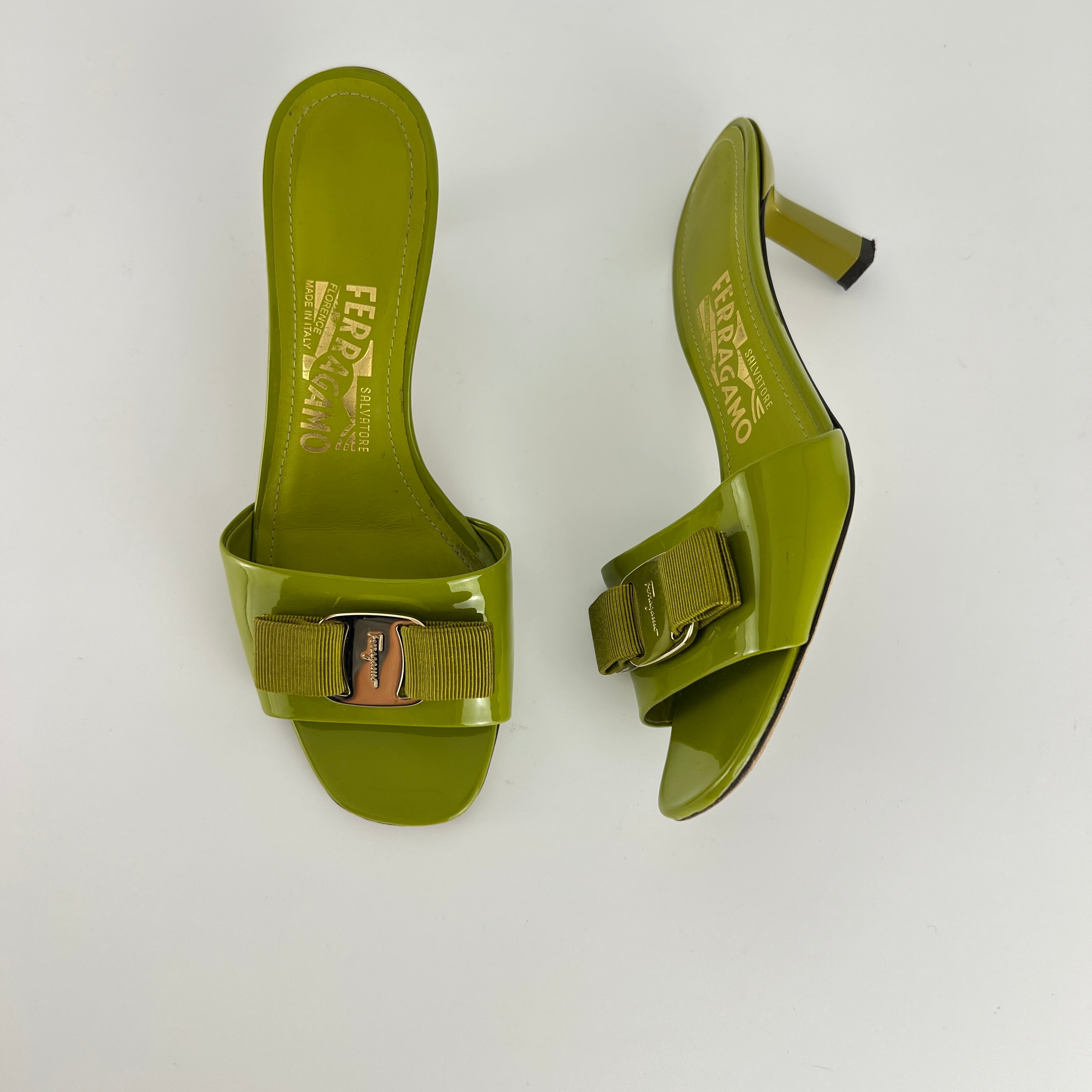 Ferragamo | Glo 55 Vara Bow Olive Green Patent Leather Slide Mules (6, 36)