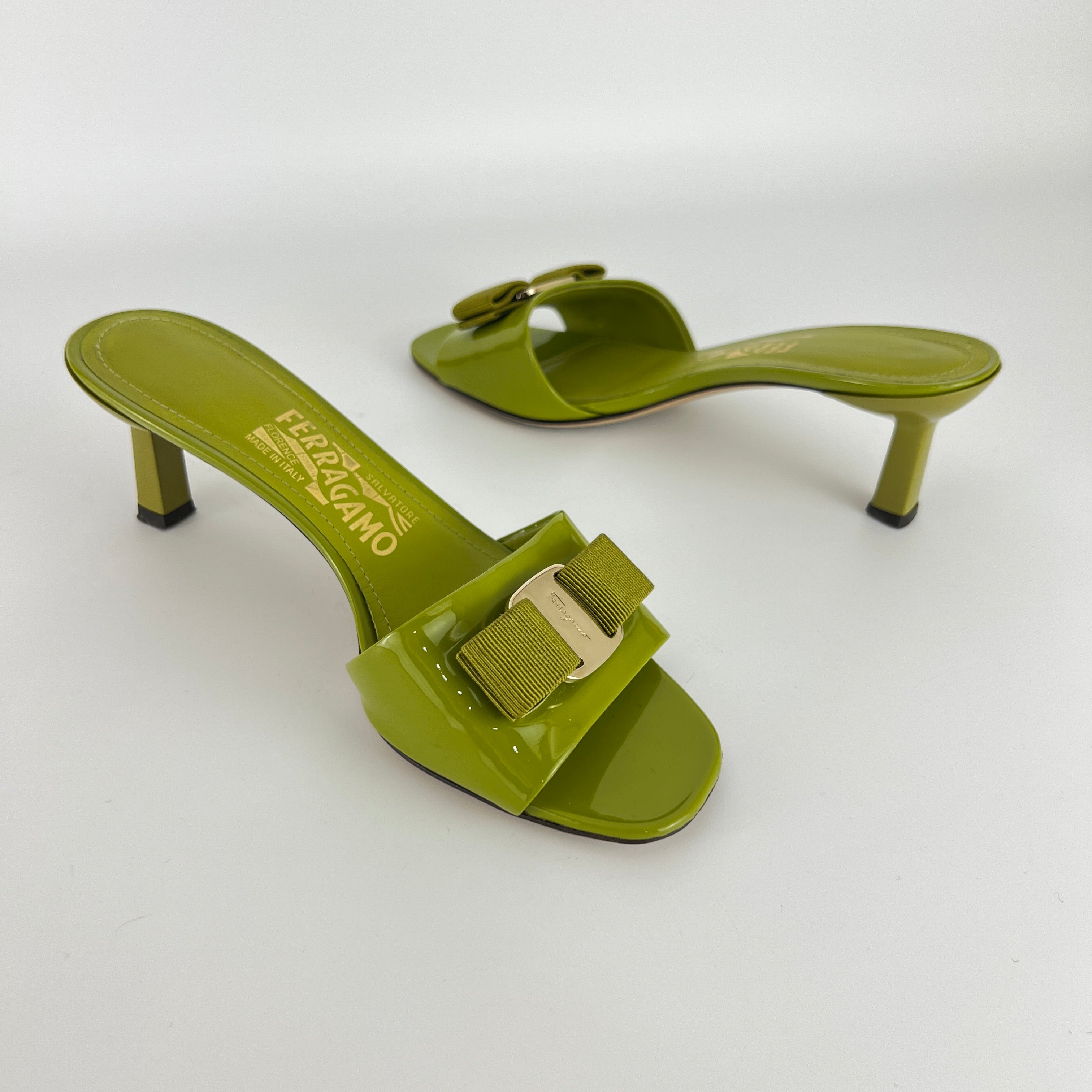 Ferragamo | Glo 55 Vara Bow Olive Green Patent Leather Slide Mules (6, 36)