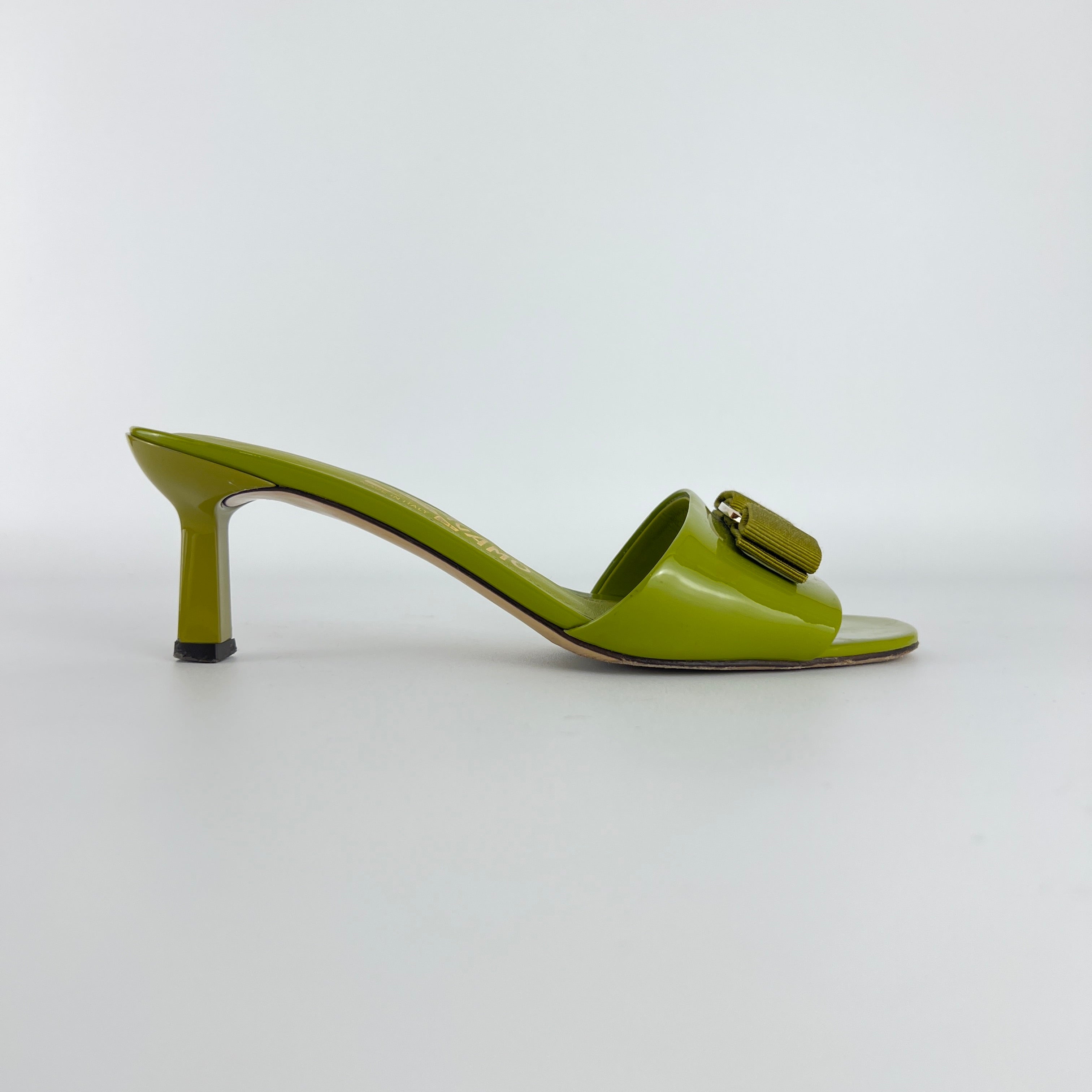 Ferragamo | Glo 55 Vara Bow Olive Green Patent Leather Slide Mules (6, 36)