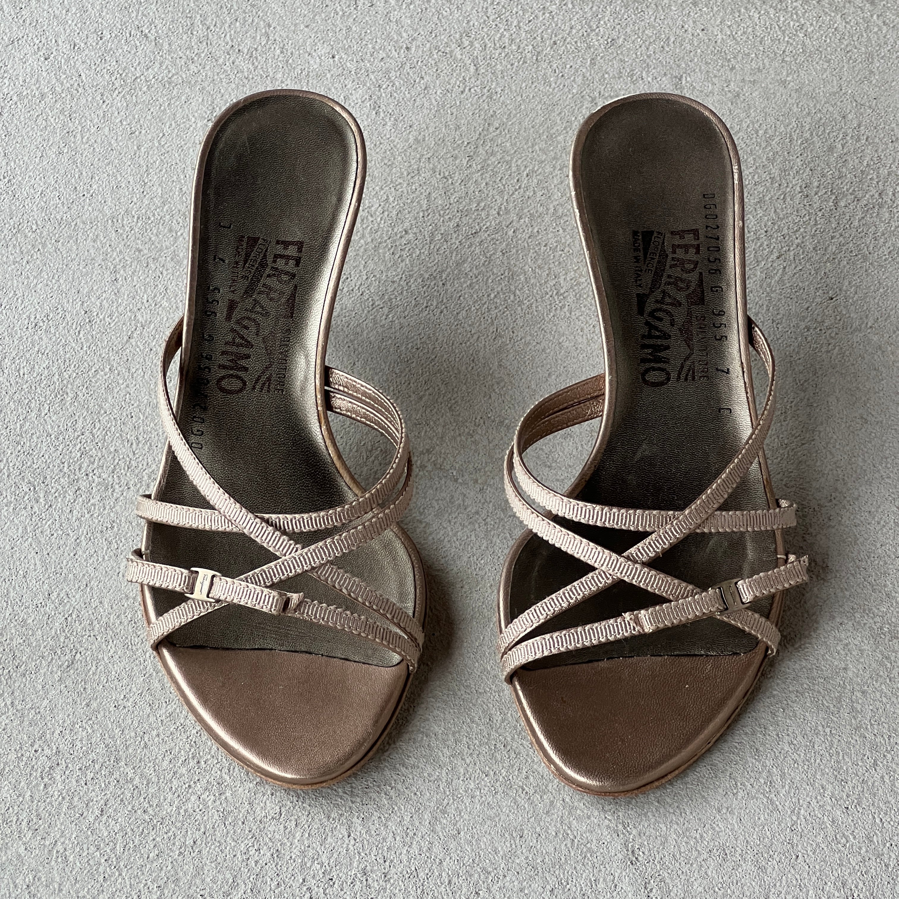 Ferragamo | Silver Ribbon Bow Strappy Slide Mules (7, 37)