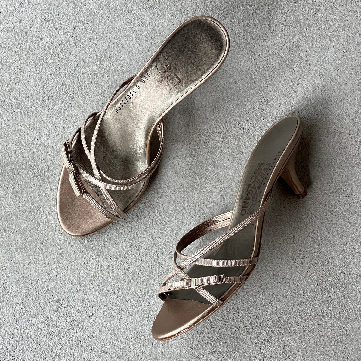 Ferragamo | Silver Ribbon Bow Strappy Slide Mules (7, 37)