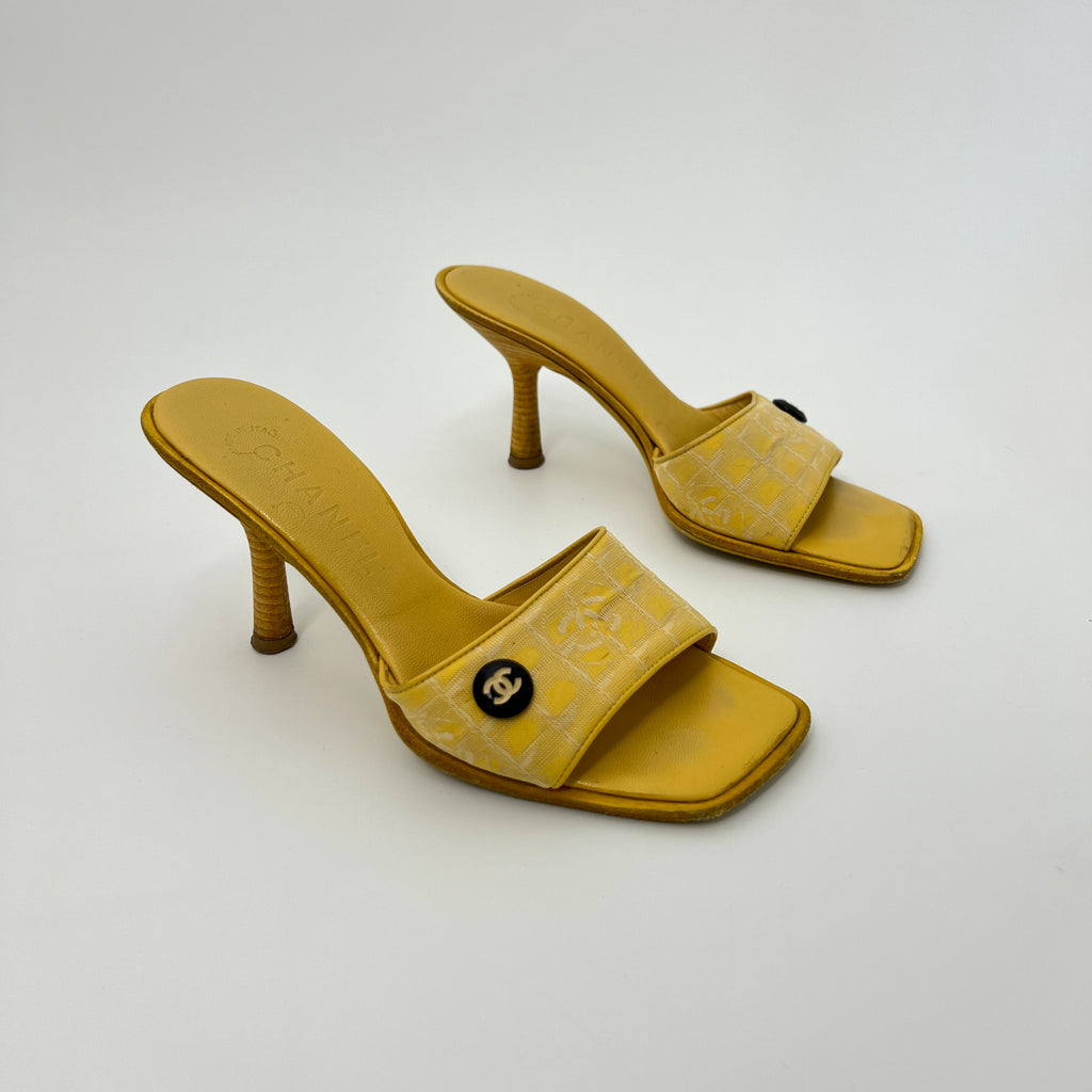 Chanel | Vintage Yellow Canvas CC Logo Black Button Mules (34.5)