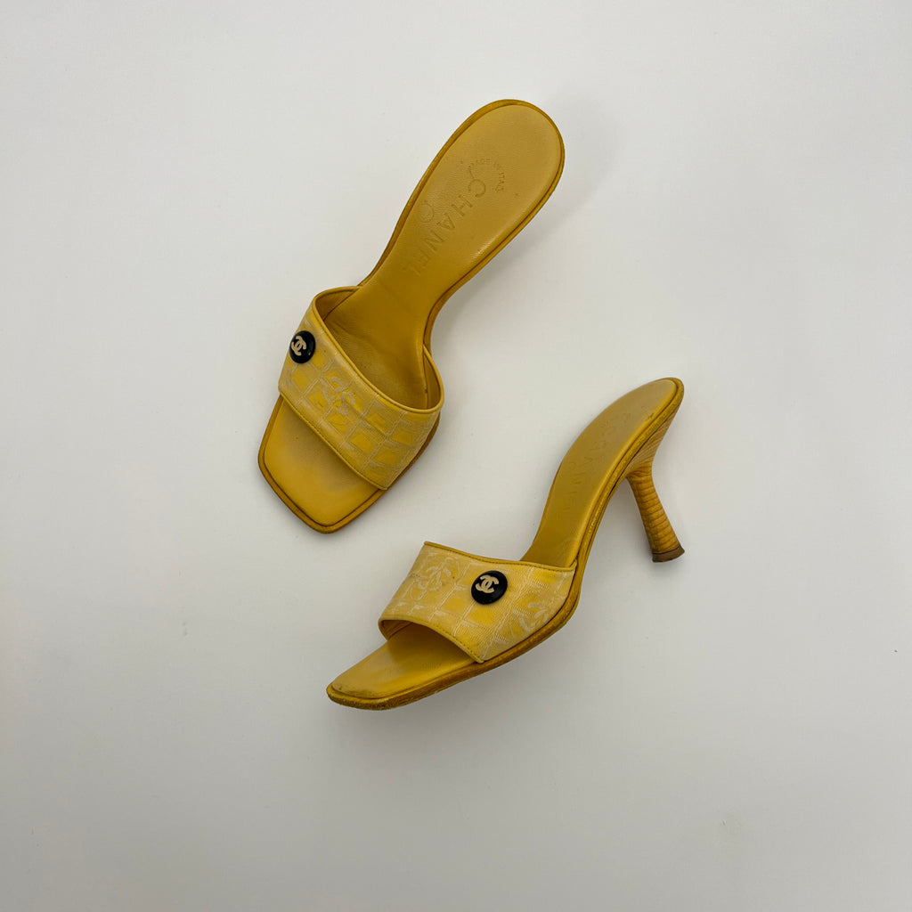 Chanel | Vintage Yellow Canvas CC Logo Black Button Mules (34.5)