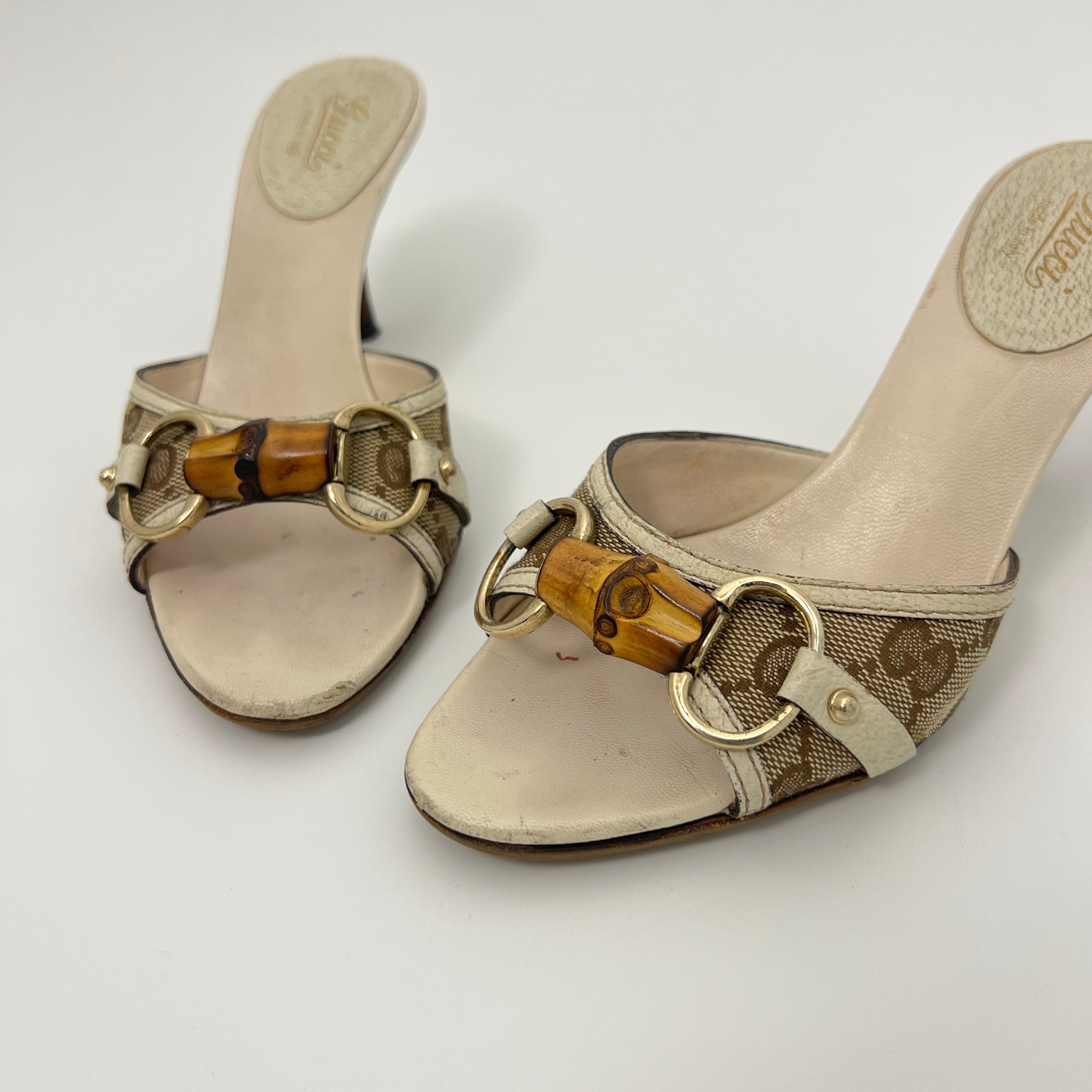 Gucci | Bamboo Horse Bit GG Monogram Canvas Leather Beige Mules (34.5)