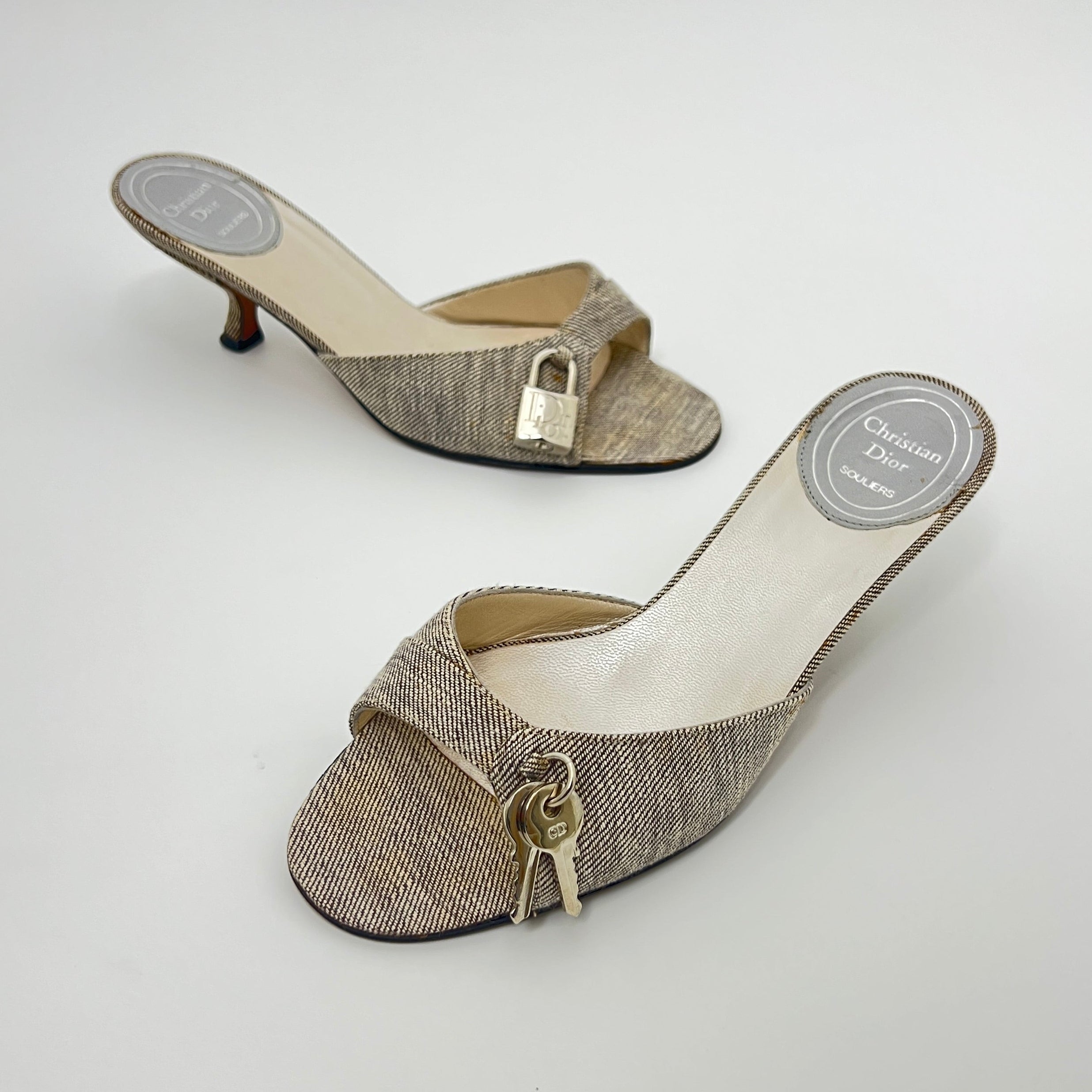 Dior | John Galliano Denim Gray Lock & Key Silver Kitten Mules Rare (35)