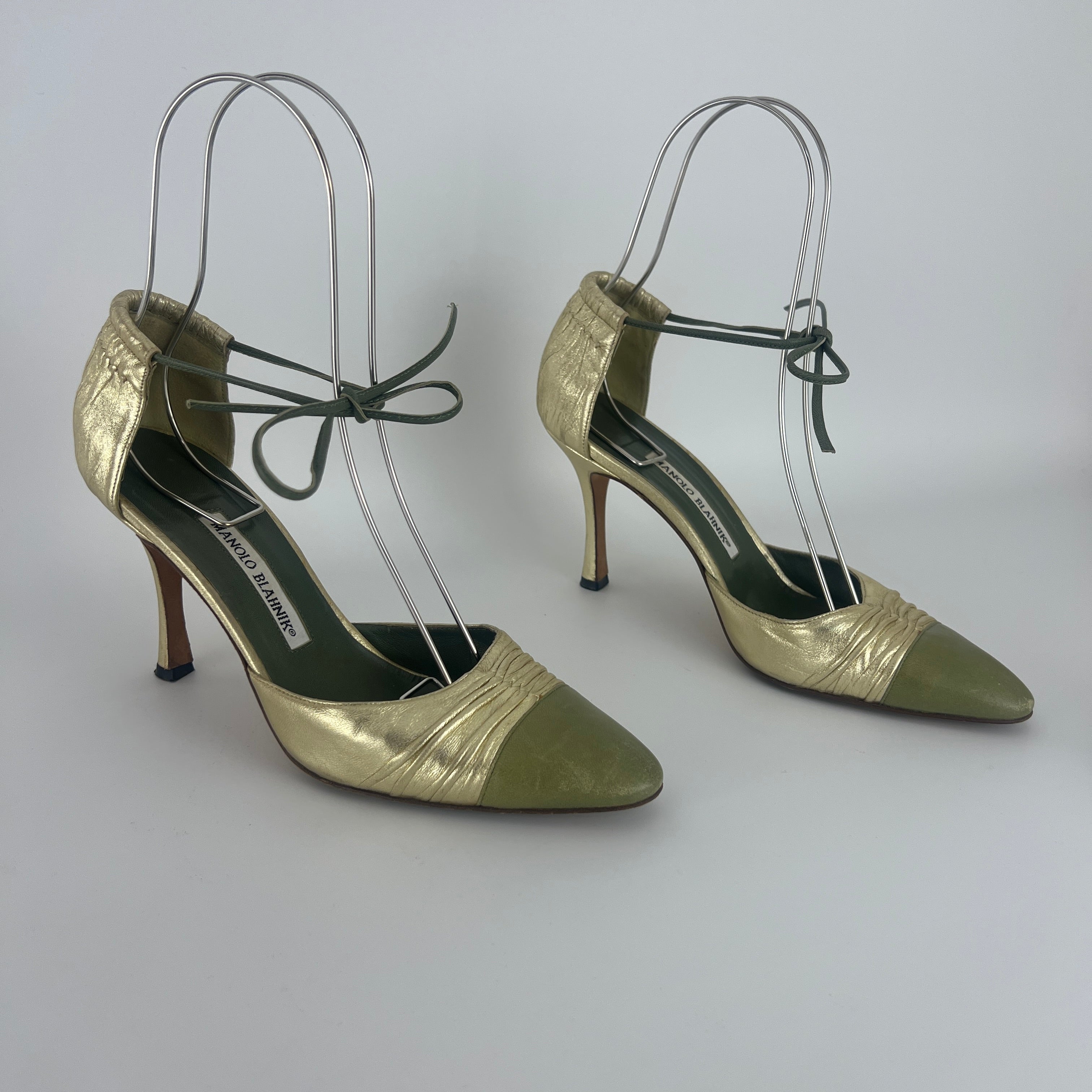 Manolo Blahnik | Metallic Gold Green Leather Ribbon Bow D'Orsay Pumps (39)