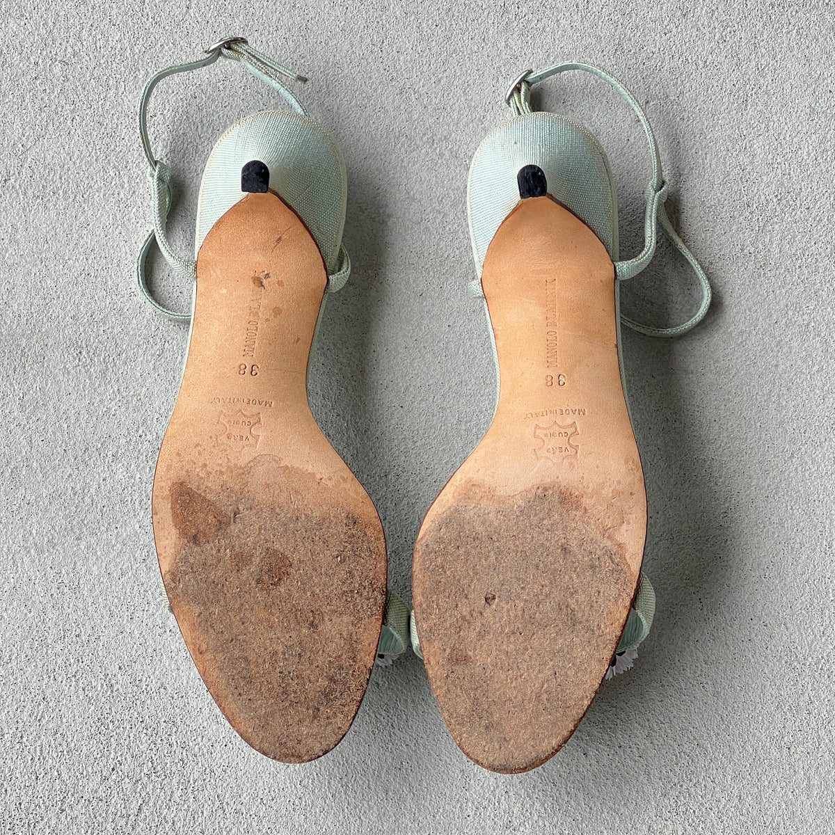 Manolo Blahnik | Vintage 2000s White Flower Applique Baby Blue Sandal Heels Rare (38)