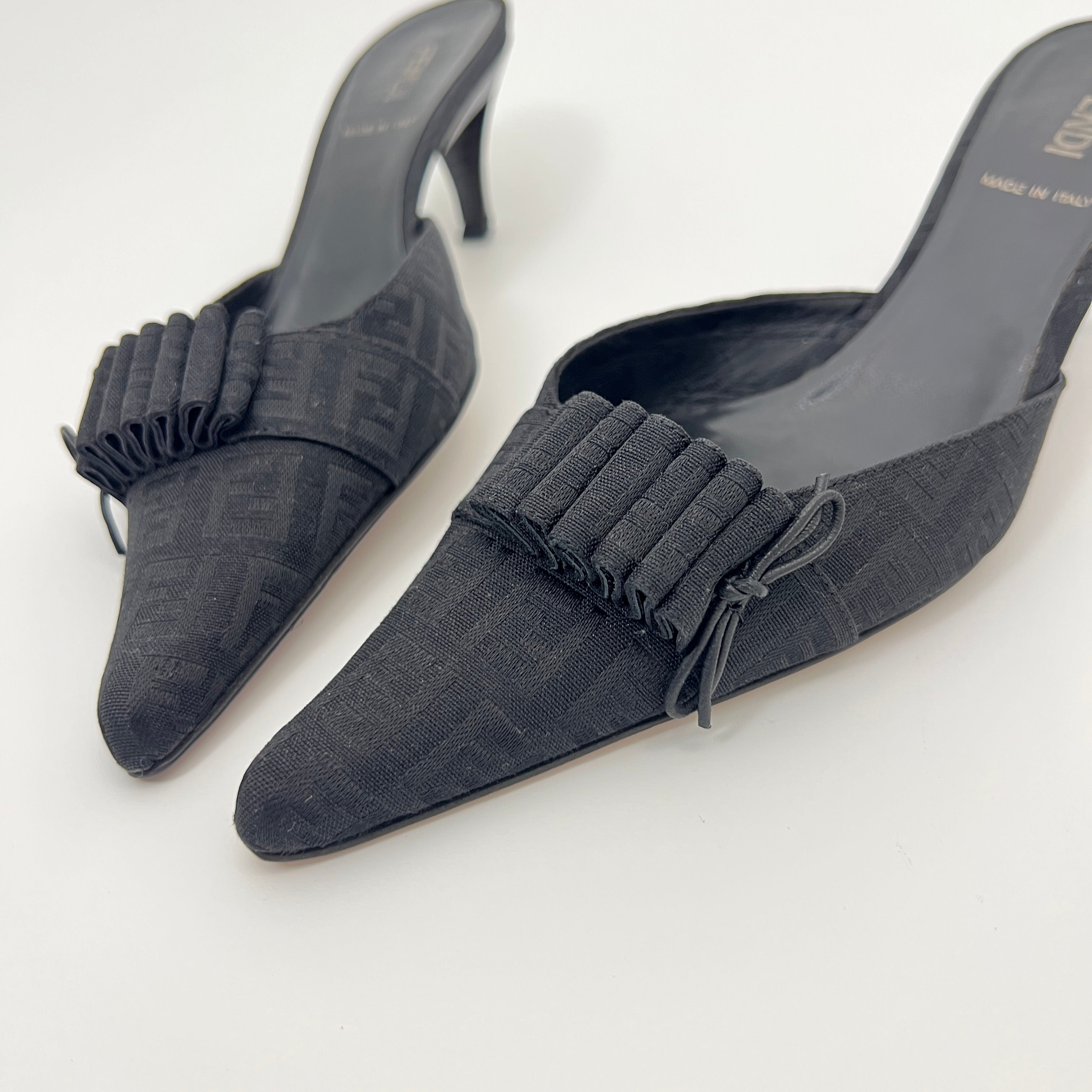 Fendi | Black Zucca FF Monogram Ribbon Bow Pointed Toe Leather Mules (36.5)