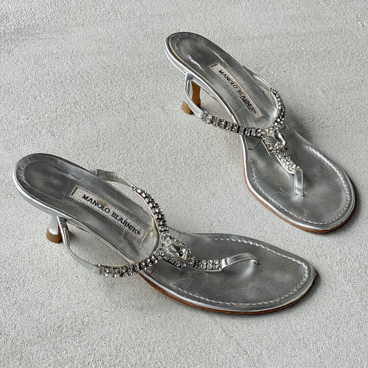 Manolo Blahnik | Vintage Nina Silver Leather Jewel Thong Sandal Kitten Heel Mules (38.5)