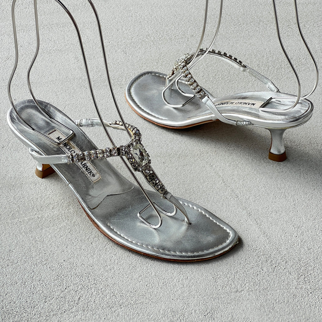 Manolo Blahnik | Vintage Nina Silver Leather Jewel Thong Sandal Kitten Heel Mules (38.5)