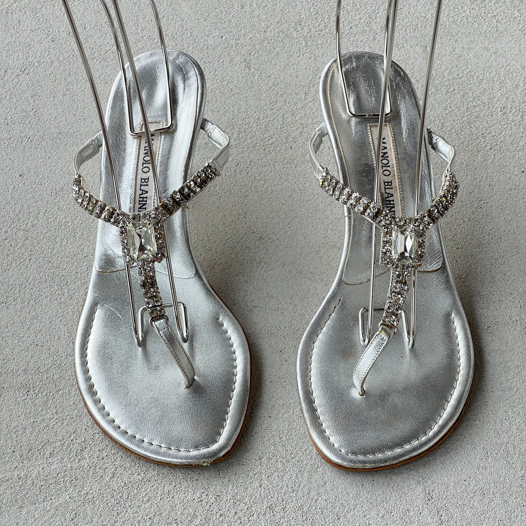 Manolo Blahnik | Vintage Nina Silver Leather Jewel Thong Sandal Kitten Heel Mules (38.5)