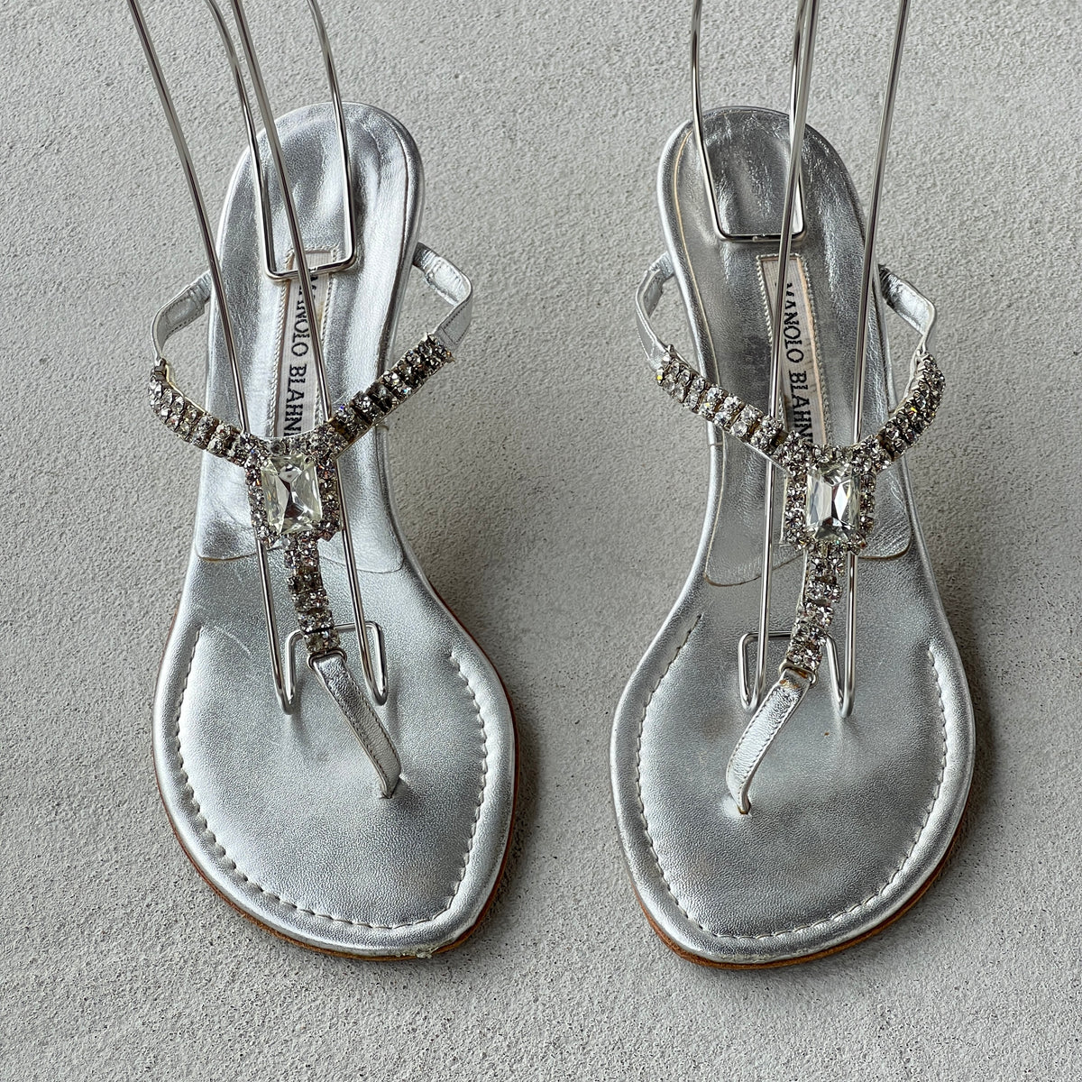 Manolo Blahnik | Vintage Nina Silver Leather Jewel Thong Sandal Kitten Heel Mules (38.5)