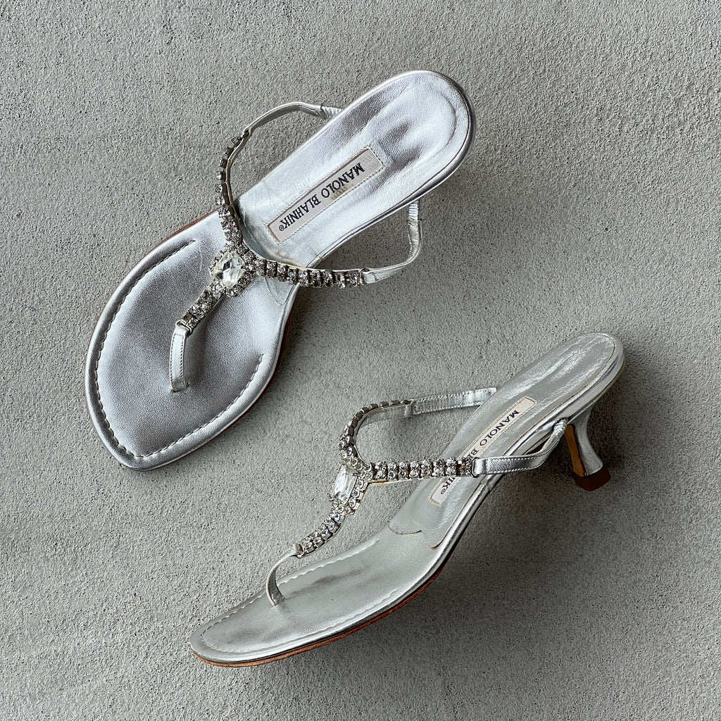 Manolo Blahnik | Vintage Nina Silver Leather Jewel Thong Sandal Kitten Heel Mules (38.5)