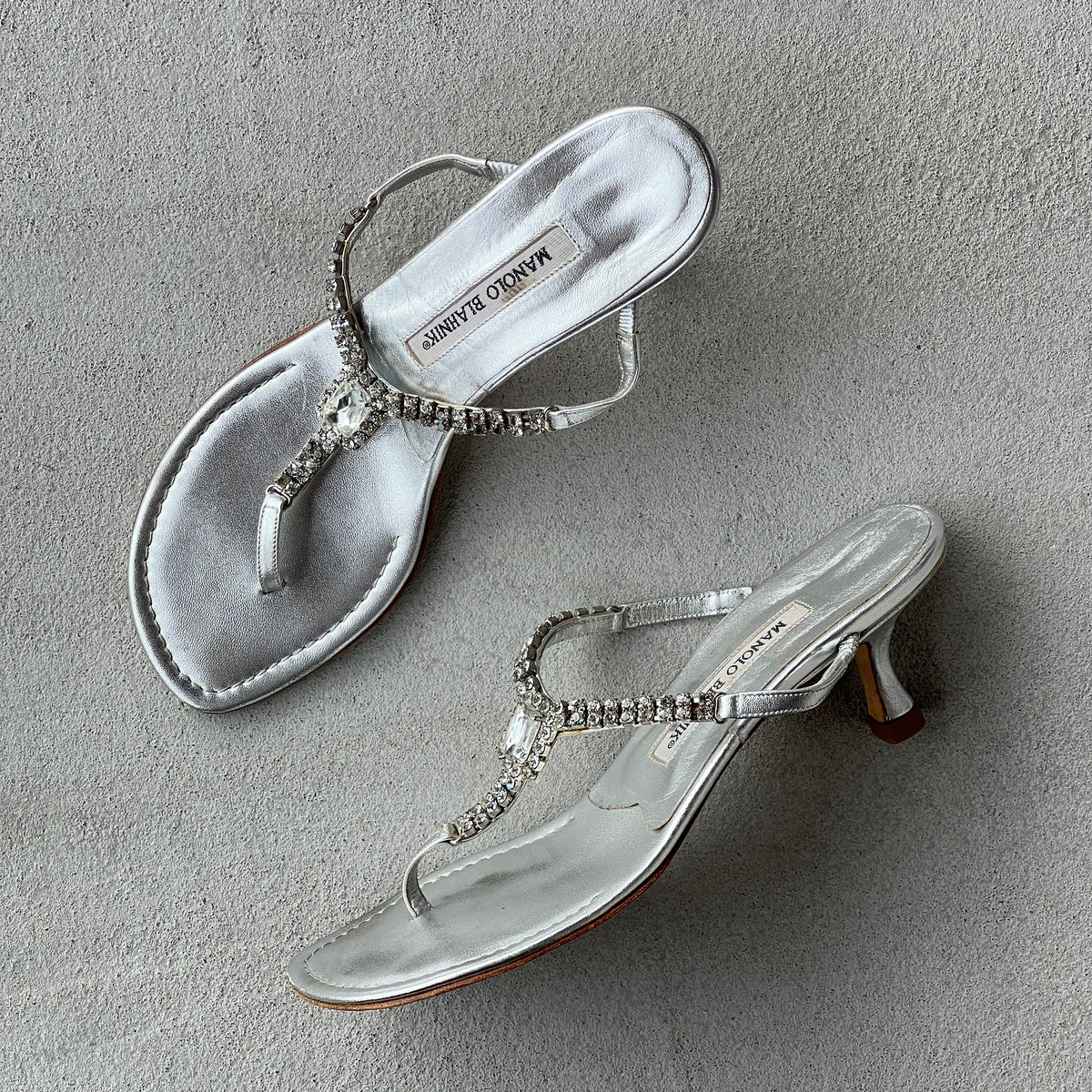 Manolo Blahnik | Vintage Nina Silver Leather Jewel Thong Sandal Kitten Heel Mules (38.5)