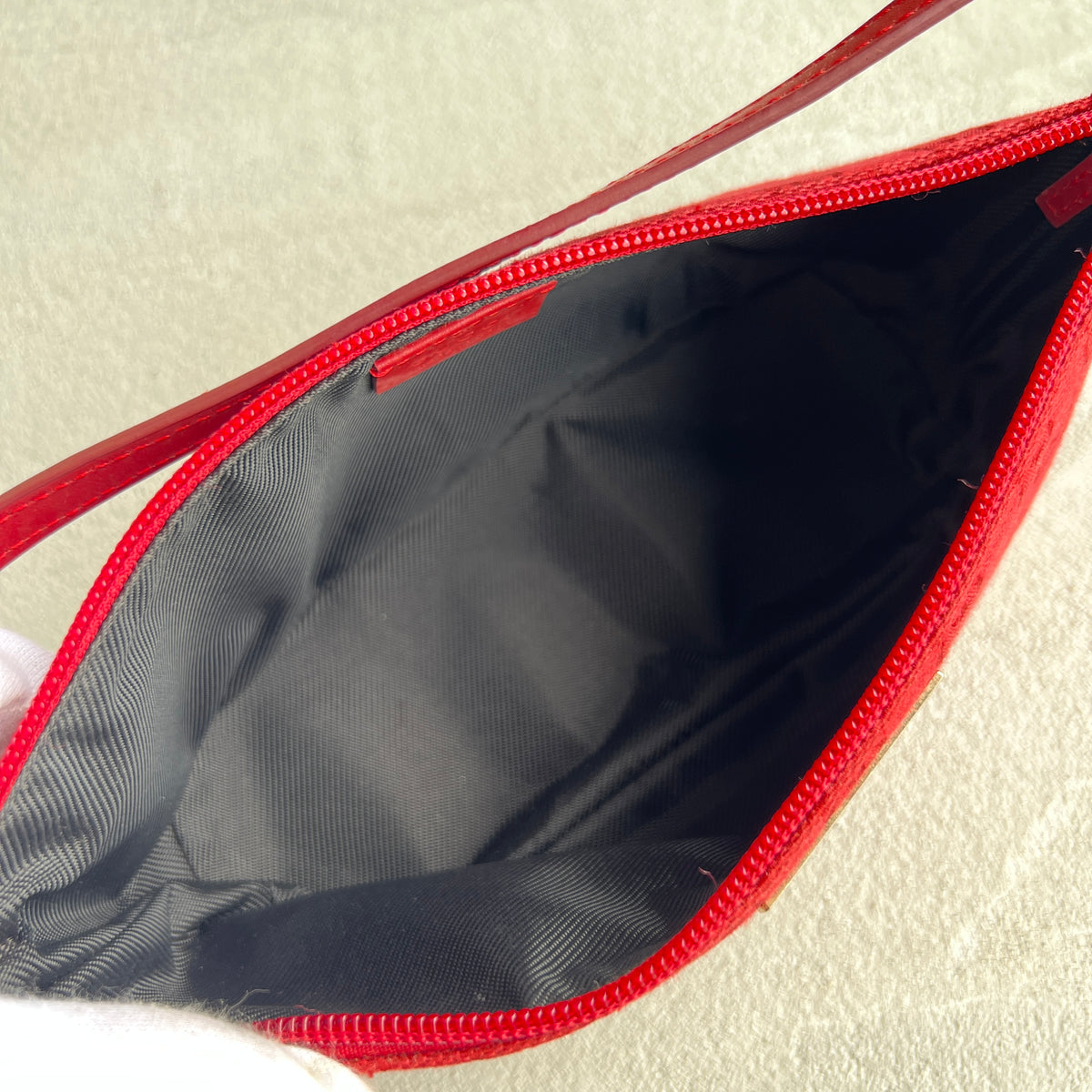 Gucci | Vintage Tom Ford Era Red Leather Trim Boat Pochette Shoulder Bag Rare
