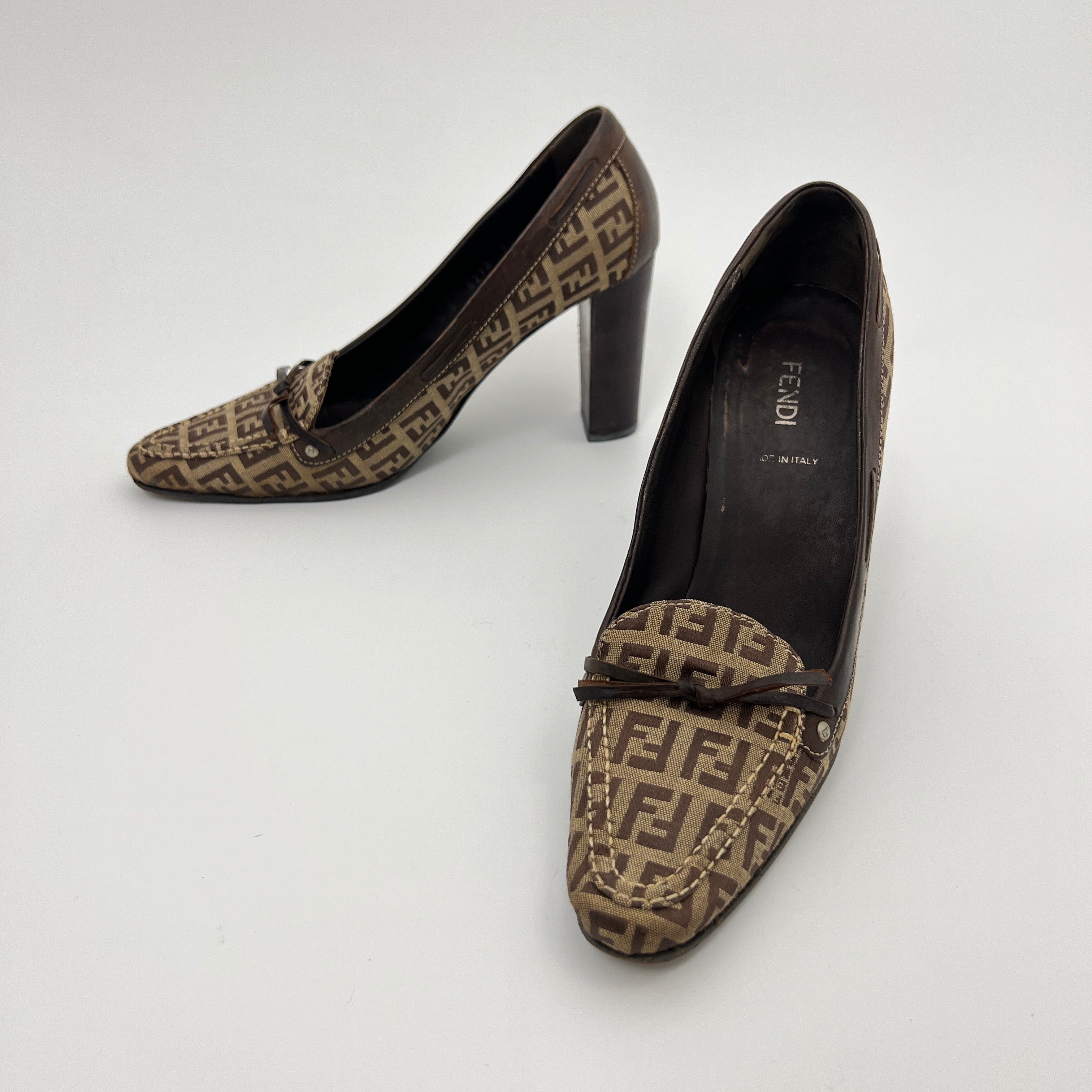 Fendi | Zucca FF Monogram Leather Ribbon Canvas Brown Pumps (37)