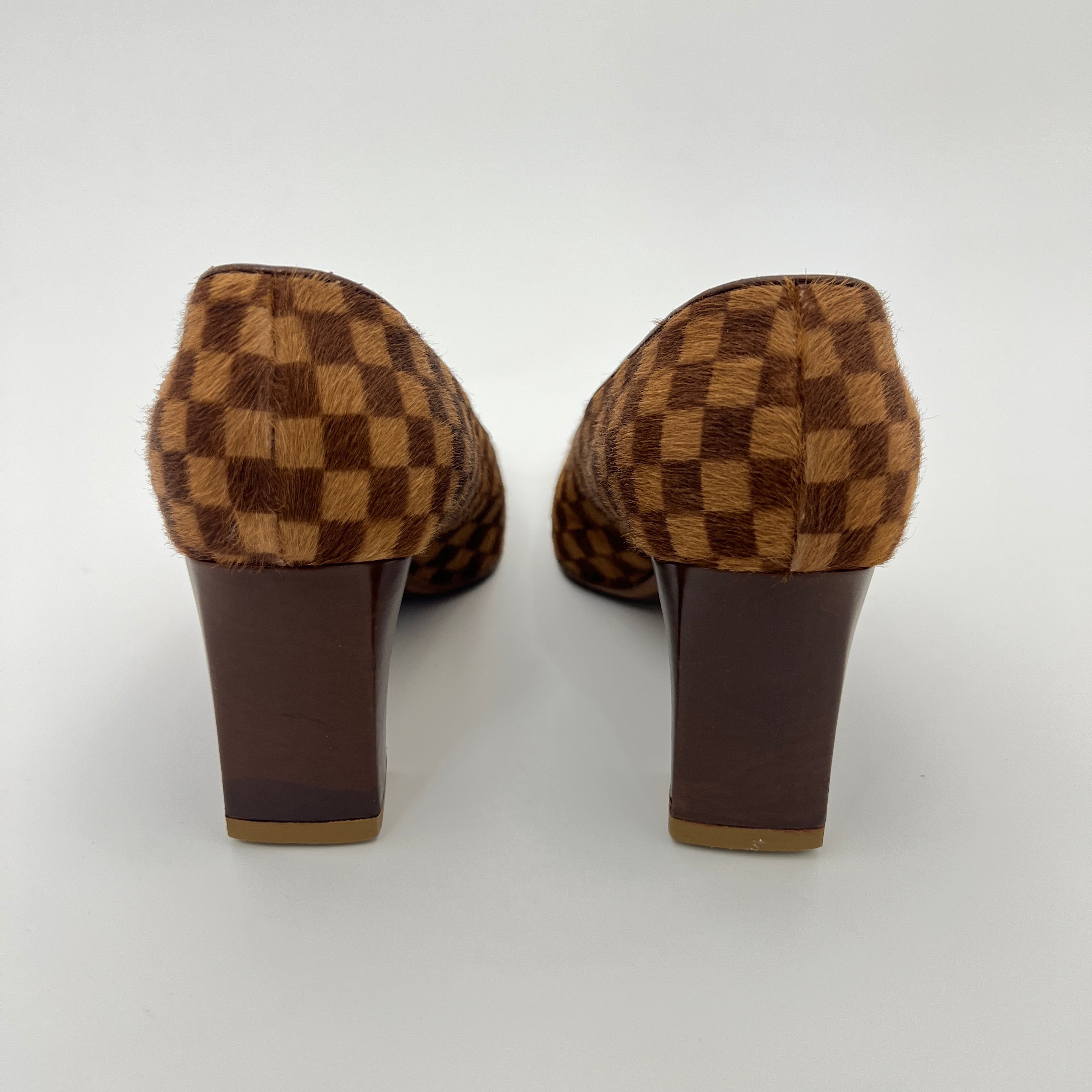 Louis Vuitton | Damier Calf Hair Leather Pumps Gold LV (36.5)